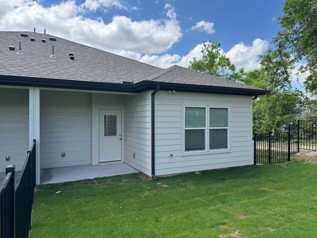 1219 S Austin Street Sherman TX 75090