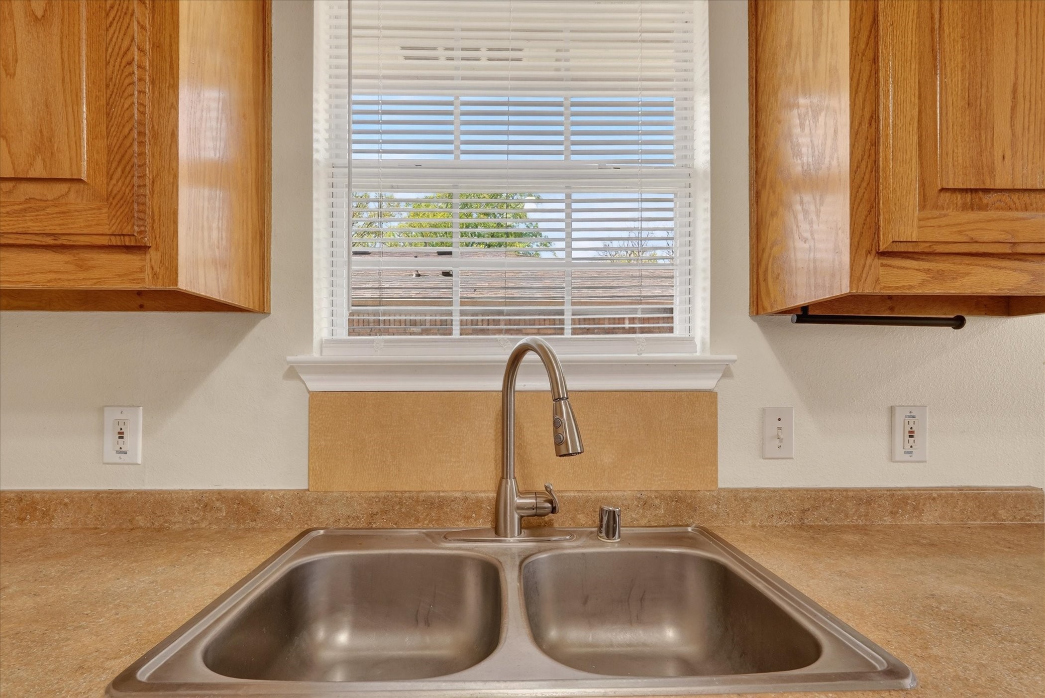 509 W Cedar Street Gunter TX 75058