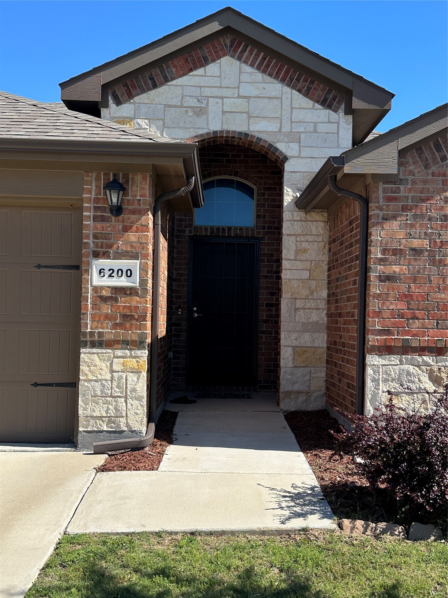 6200 Blacksmith Avenue Fort Worth TX 76179