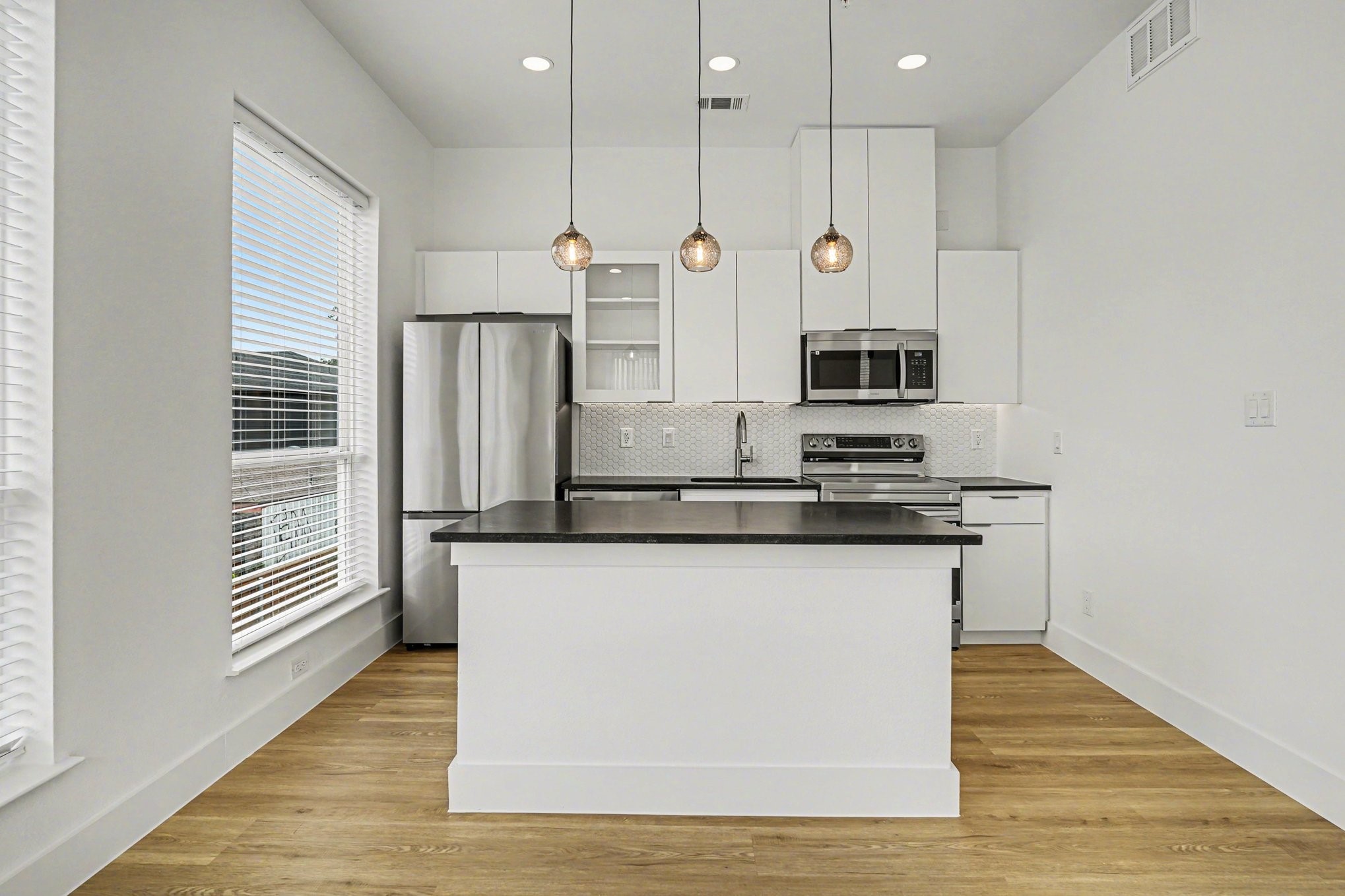 2217 N Fitzhugh Avenue Dallas TX 75204
