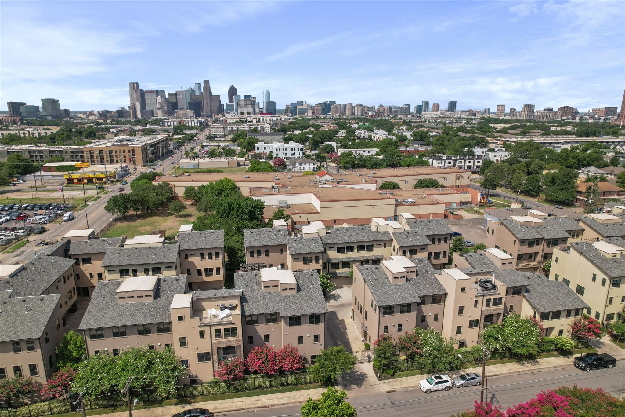 1717 Annex Avenue Dallas TX 75204