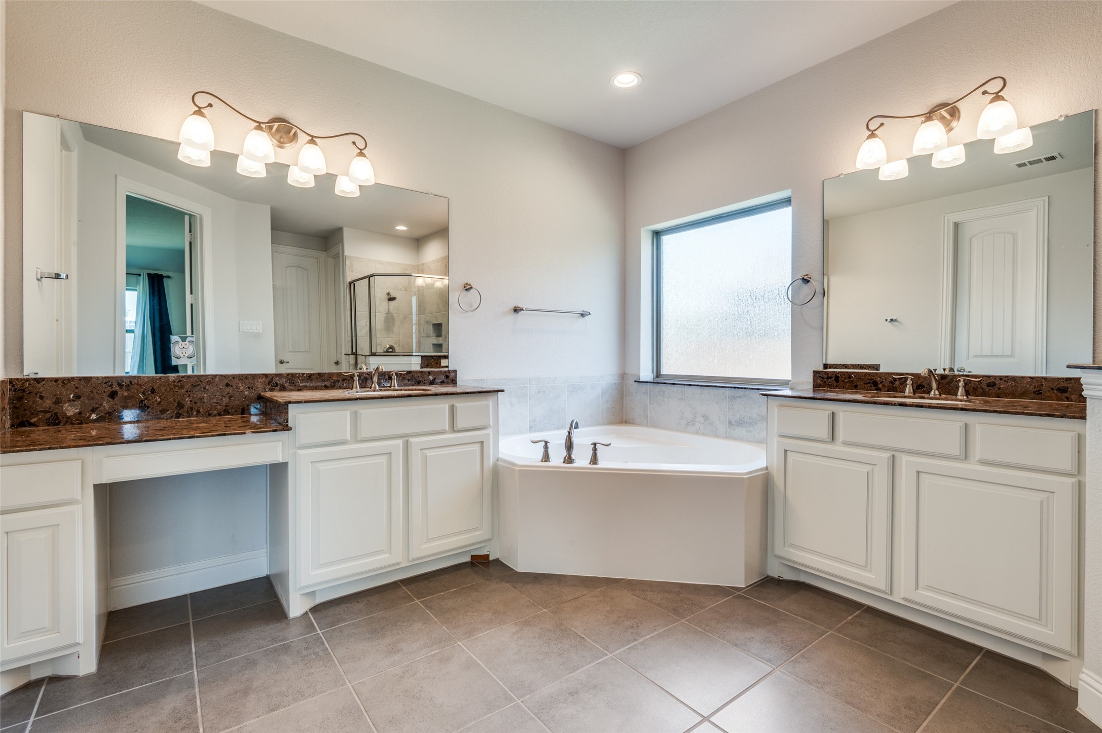 426 Summer Grove Drive Midlothian TX 76065