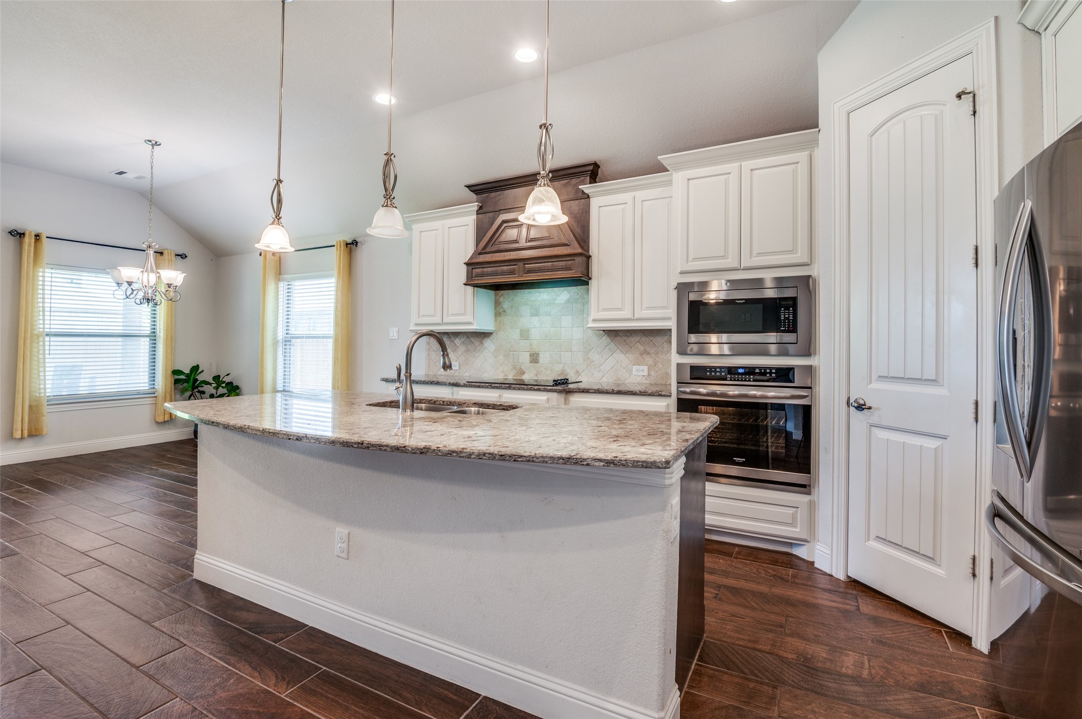 426 Summer Grove Drive Midlothian TX 76065