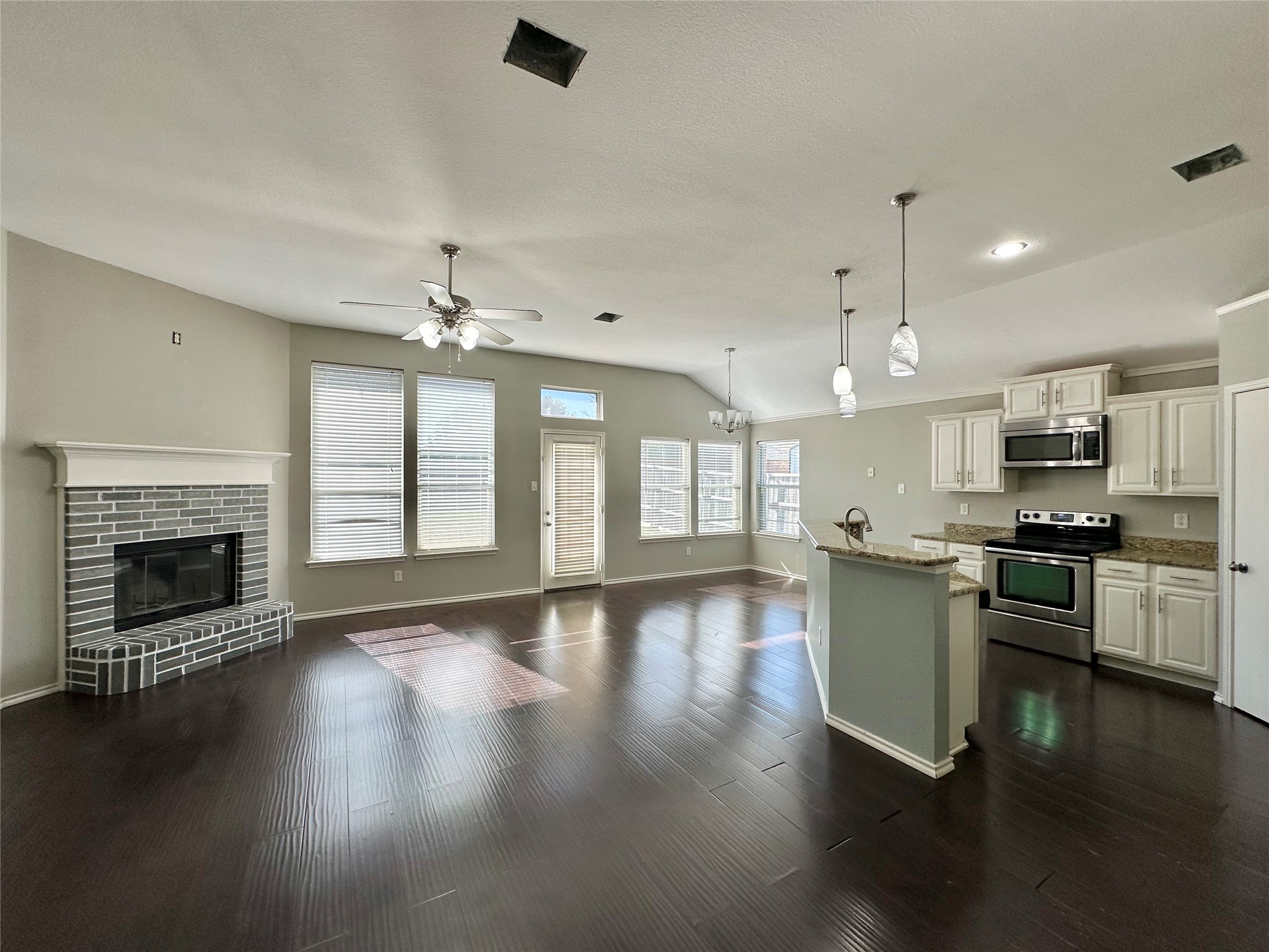6920 Misty Meadow Lane Arlington TX 76002
