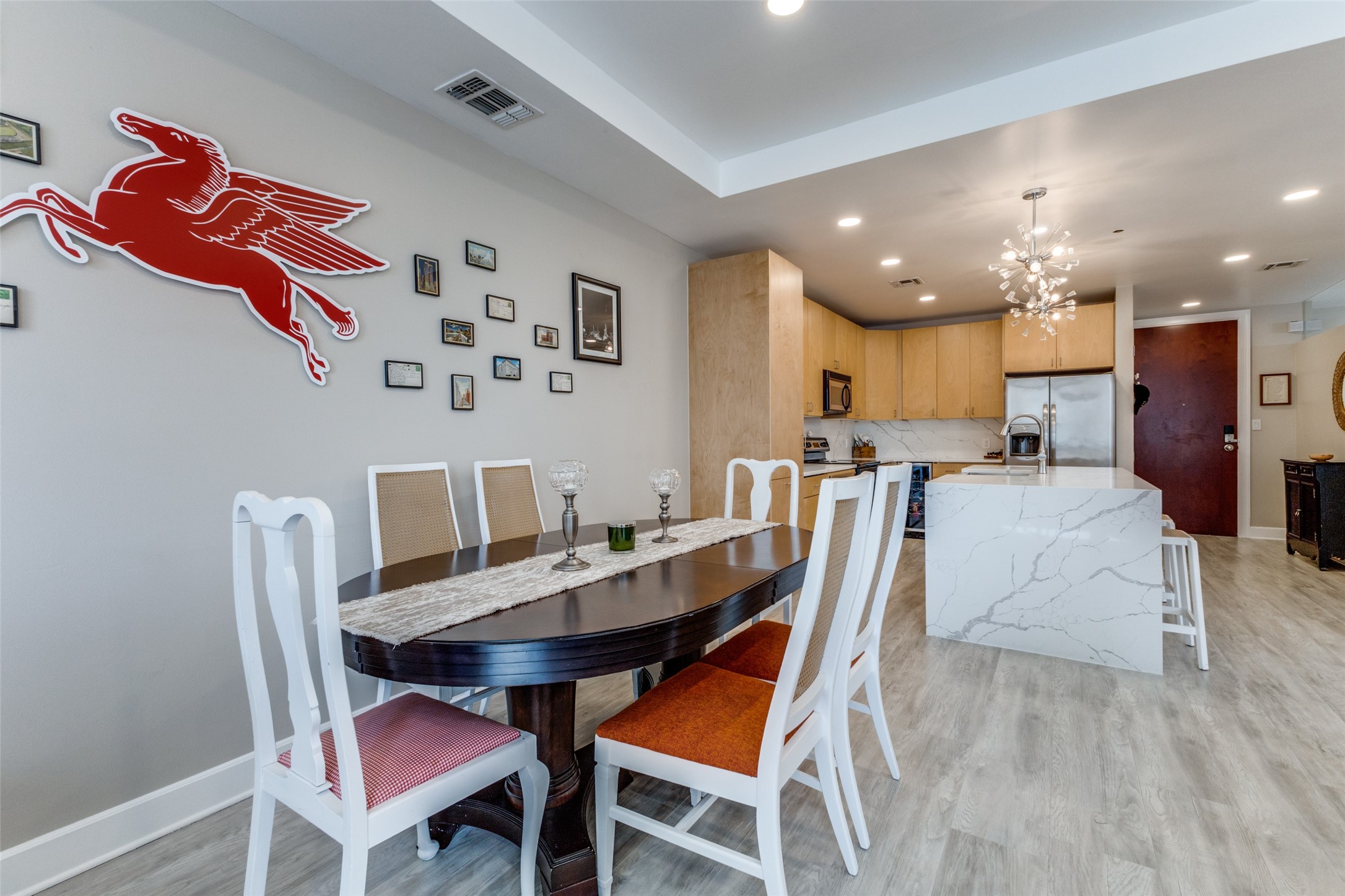 1505 Elm Street Dallas TX 75201
