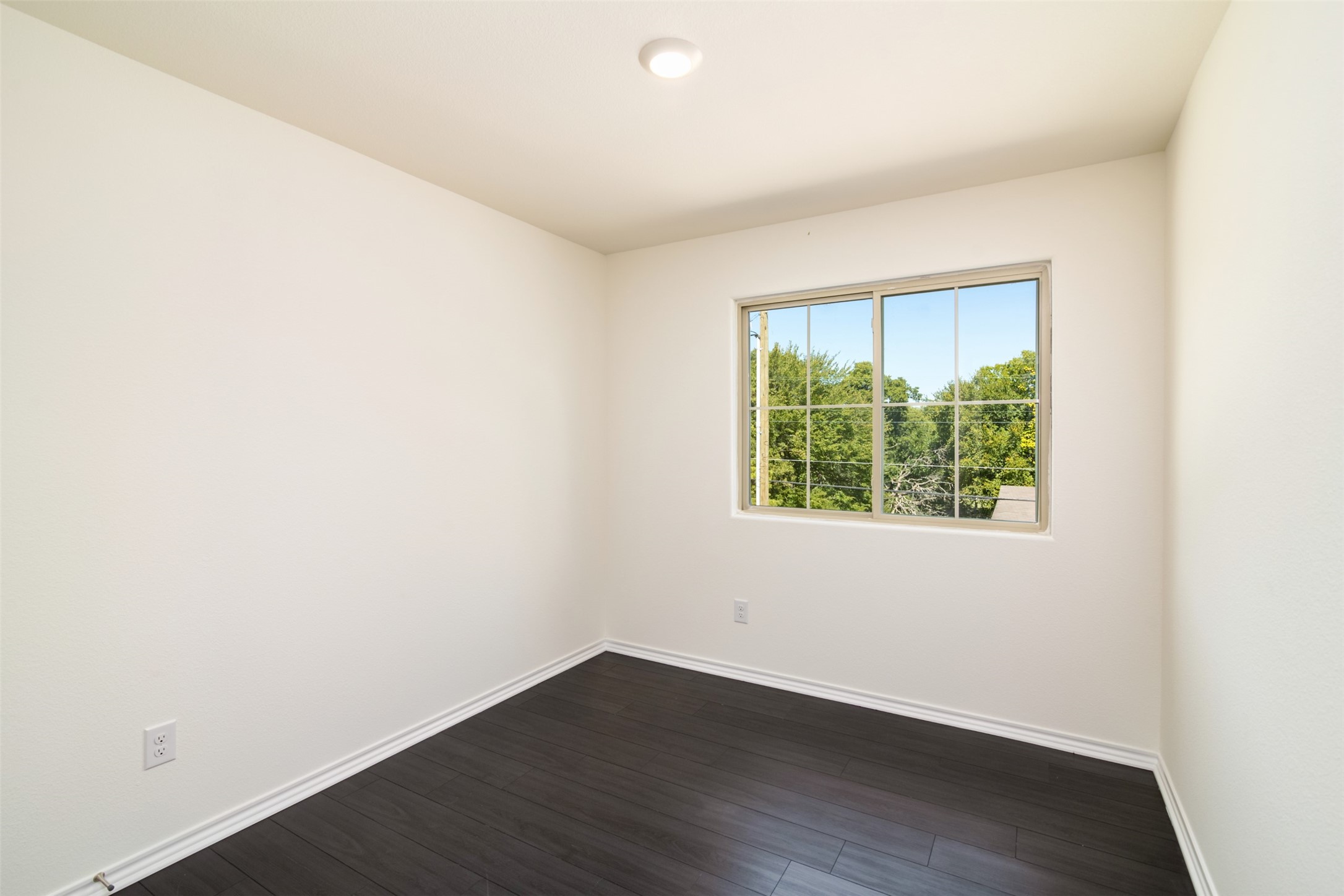 805 S 6th Street Bonham TX 75418