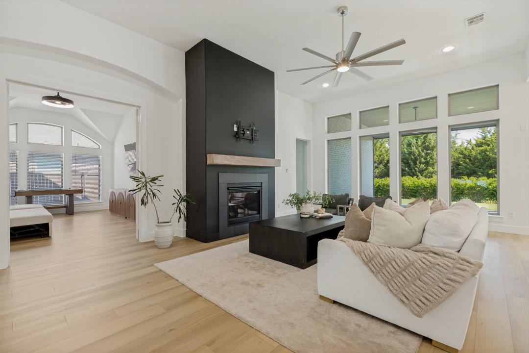 1513 Snapdragon Court Celina TX 75078