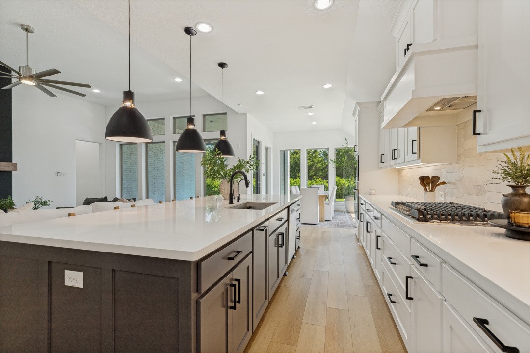 1513 Snapdragon Court Celina TX 75078