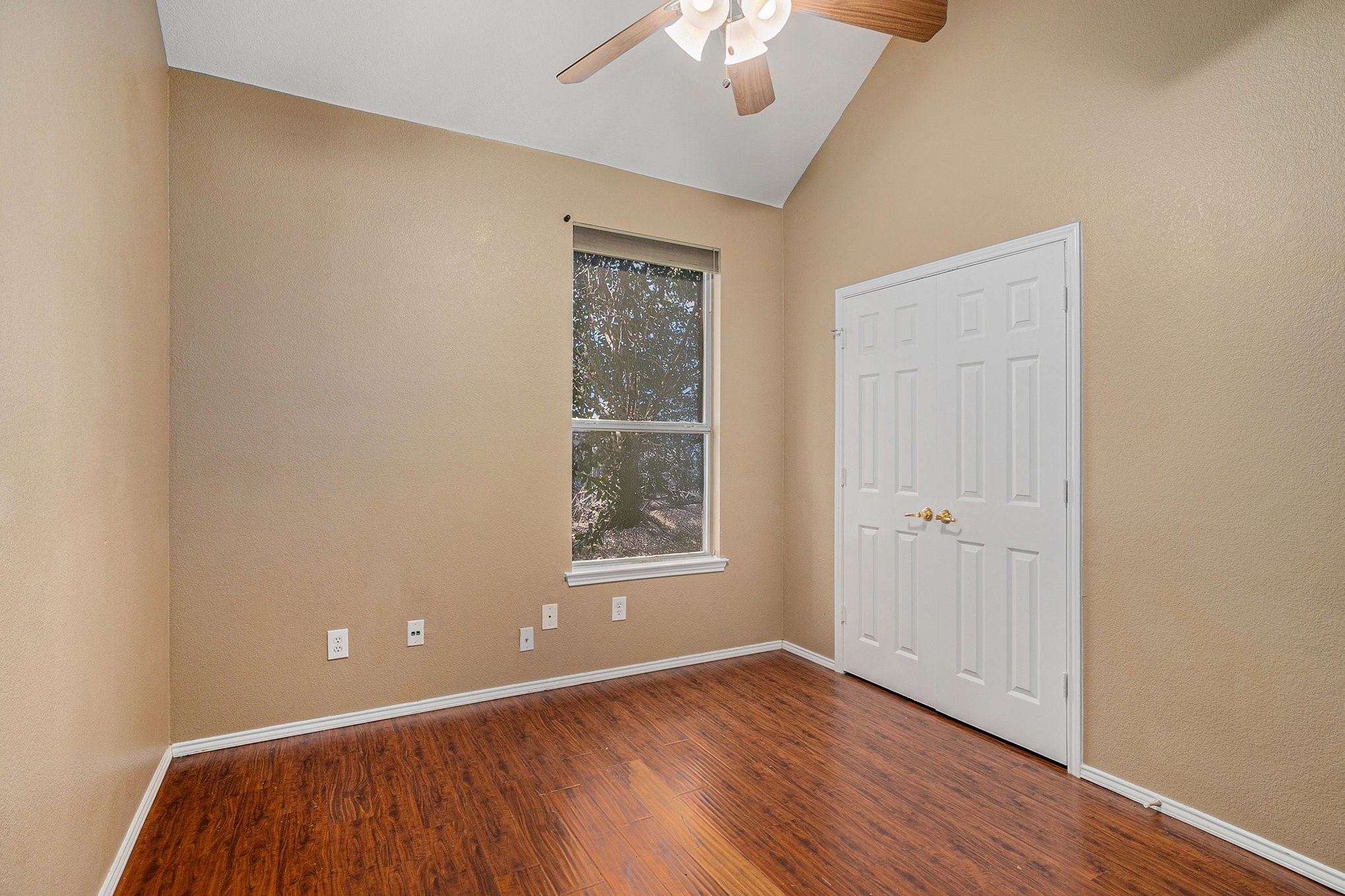 8477 Island Circle Fort Worth TX 76137