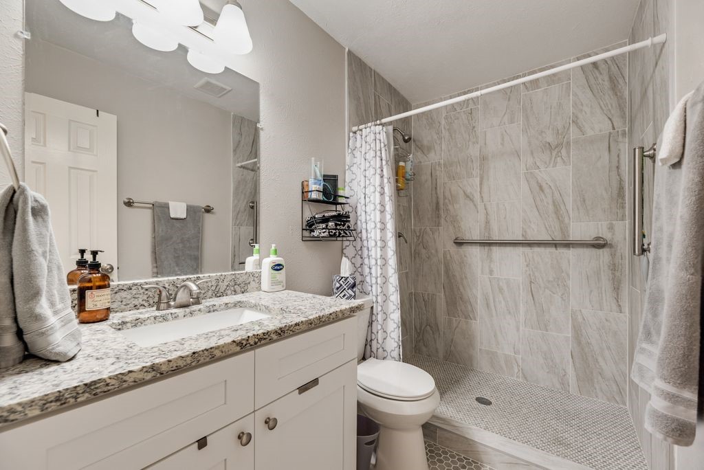 5801 Redwood Lane Rowlett TX 75089
