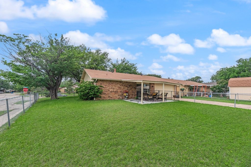 5801 Redwood Lane Rowlett TX 75089
