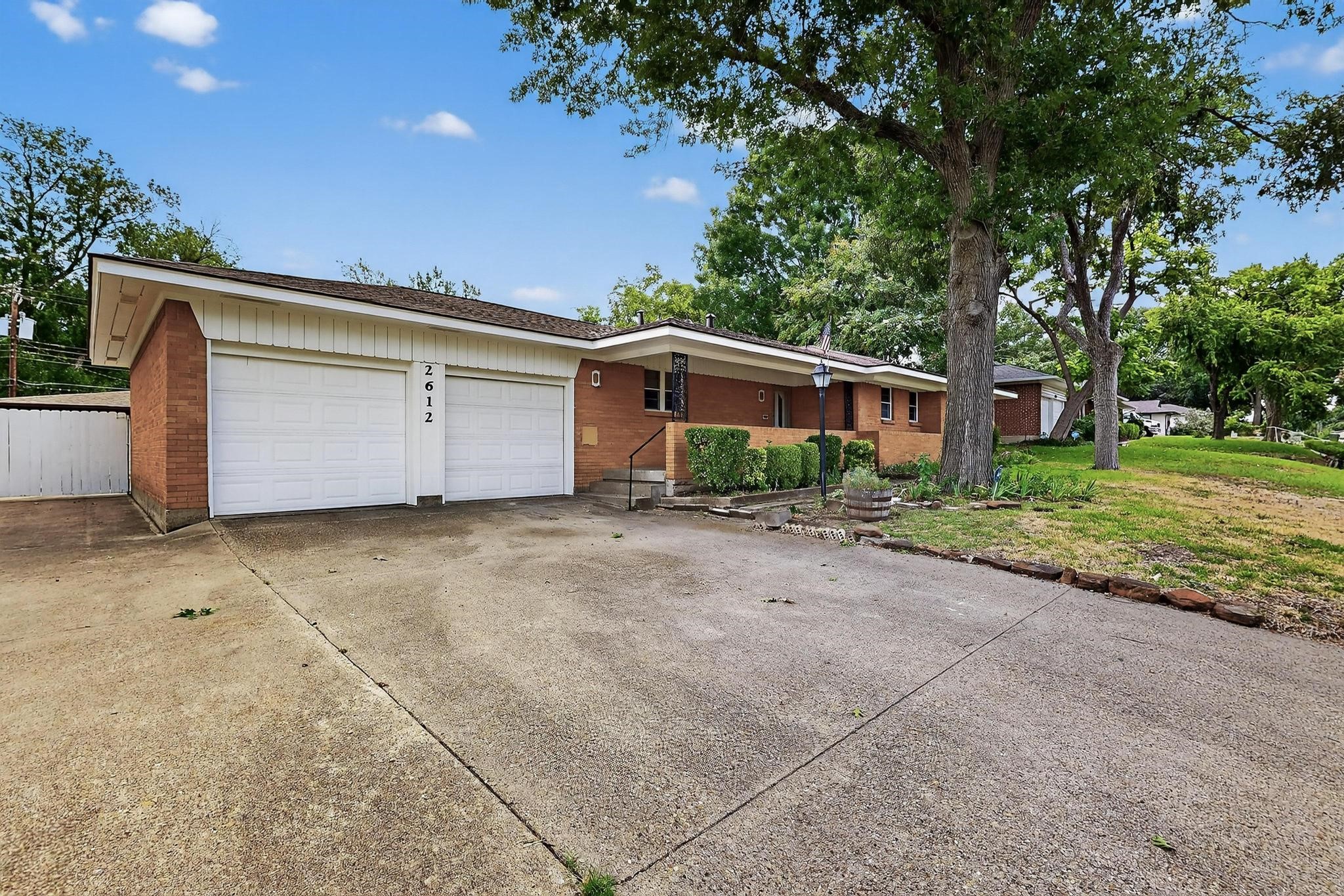 2612 Ashley Drive Garland TX 75041