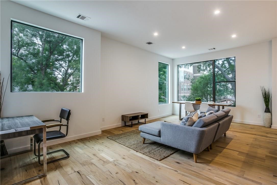 2619 Kimsey Drive Dallas TX 75235