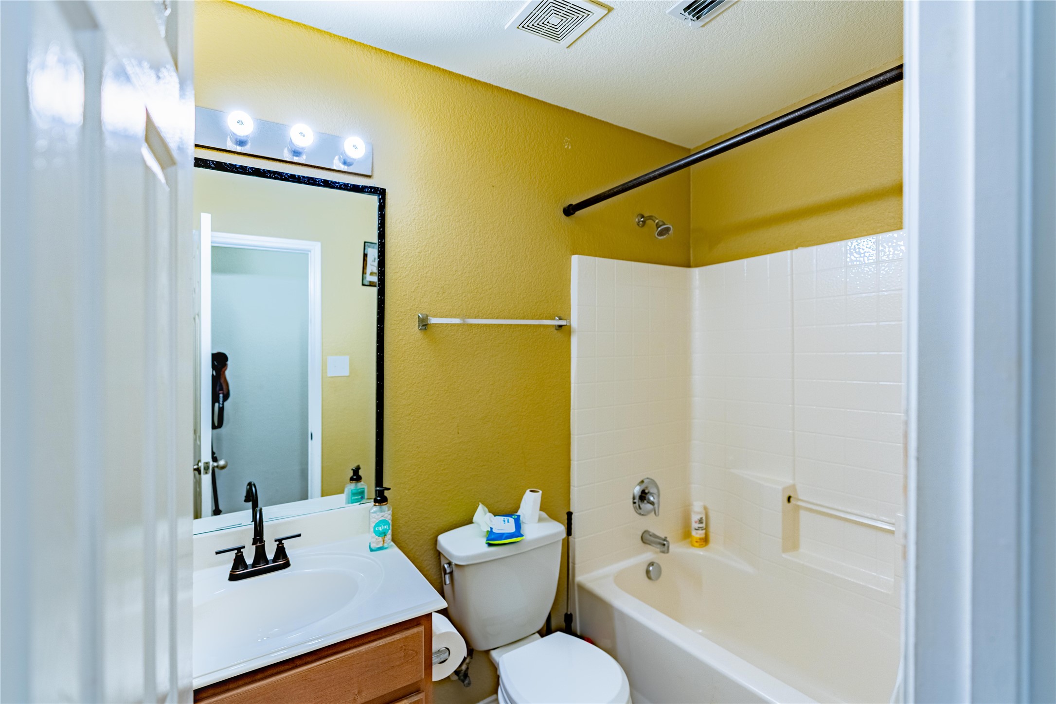 1906 Castaway Drive Dallas TX 75051