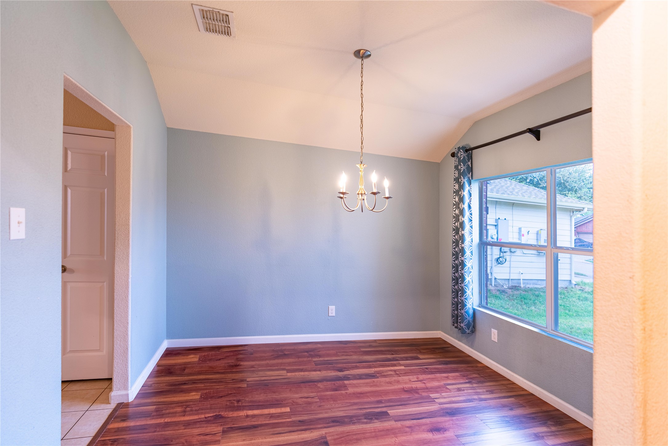 1906 Castaway Drive Dallas TX 75051
