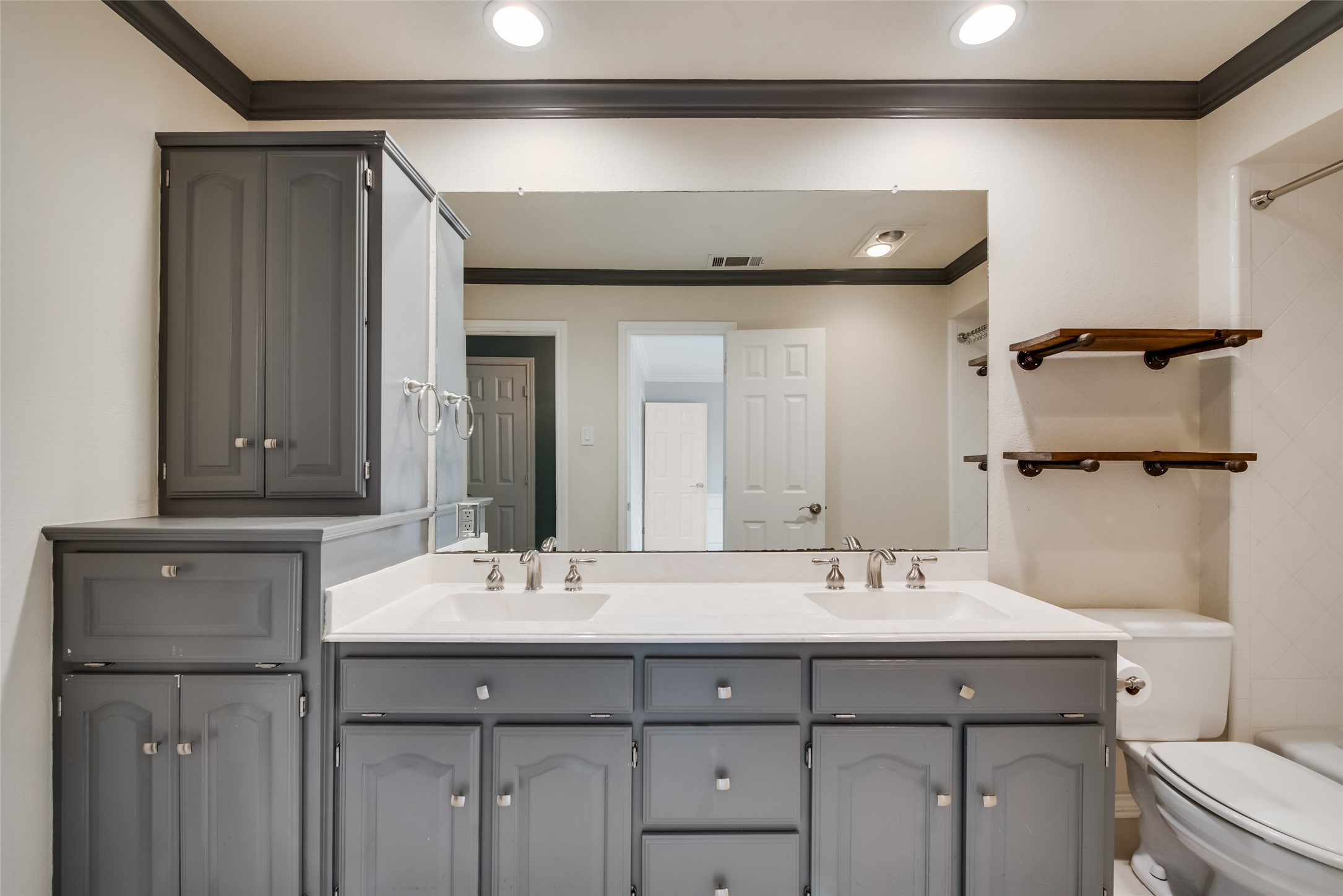 15720 Golden Creek Road Dallas TX 75248