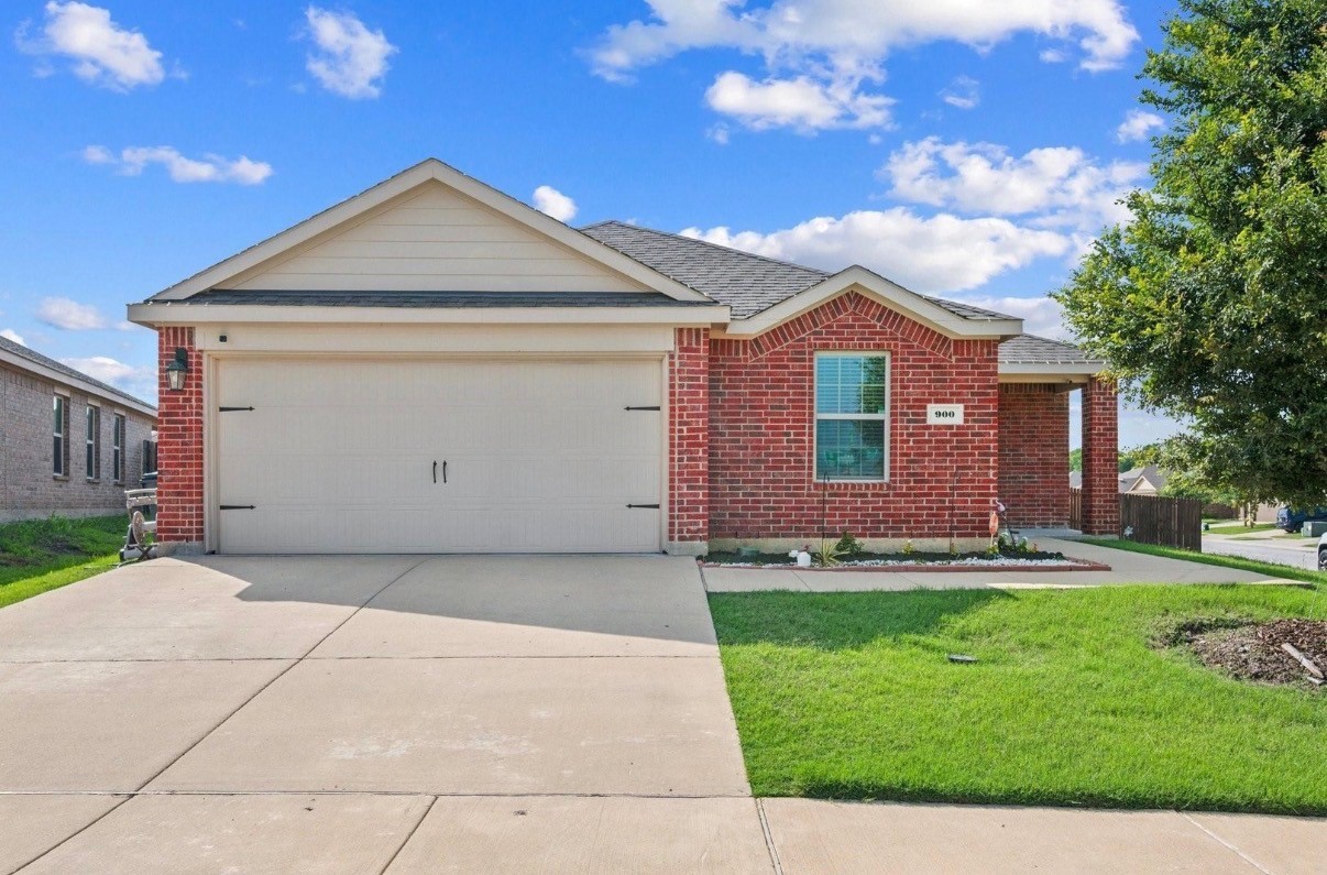 900 Sapphire Drive Princeton TX 75407
