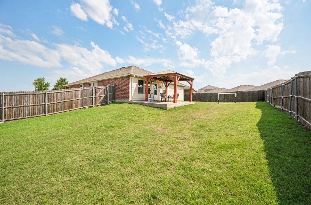 900 Sapphire Drive Princeton TX 75407