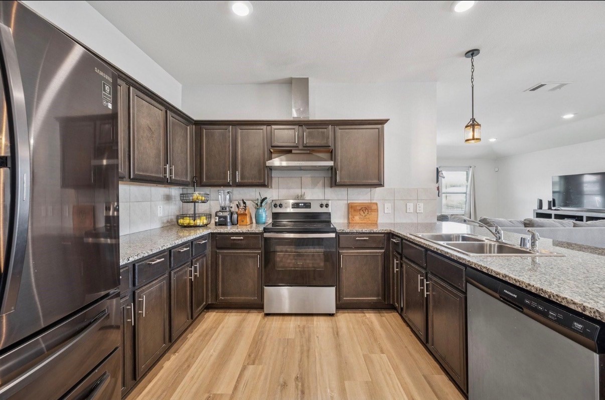 900 Sapphire Drive Princeton TX 75407