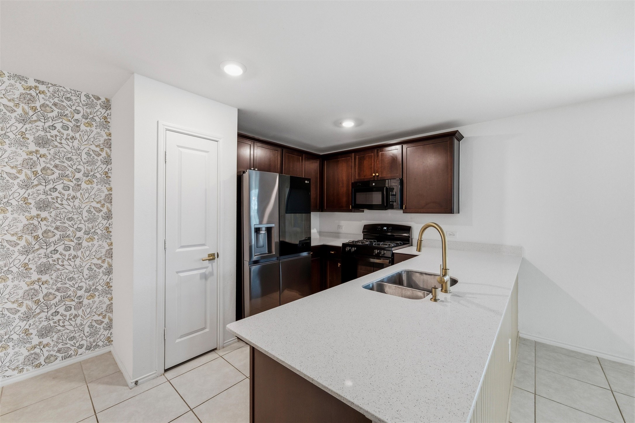 312 Ranchito Pass Fort Worth TX 76177