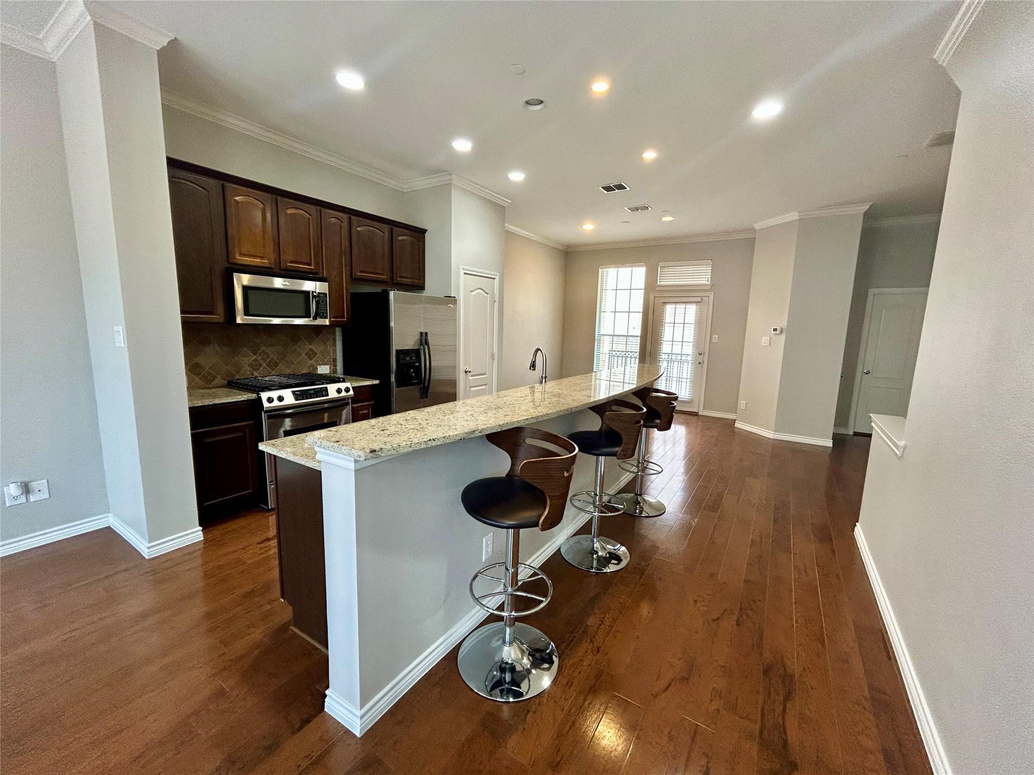 15826 Quorum Drive Addison TX 75001
