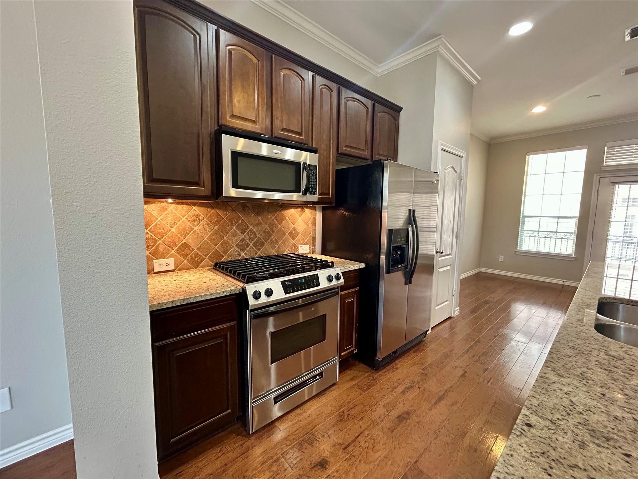 15826 Quorum Drive Addison TX 75001