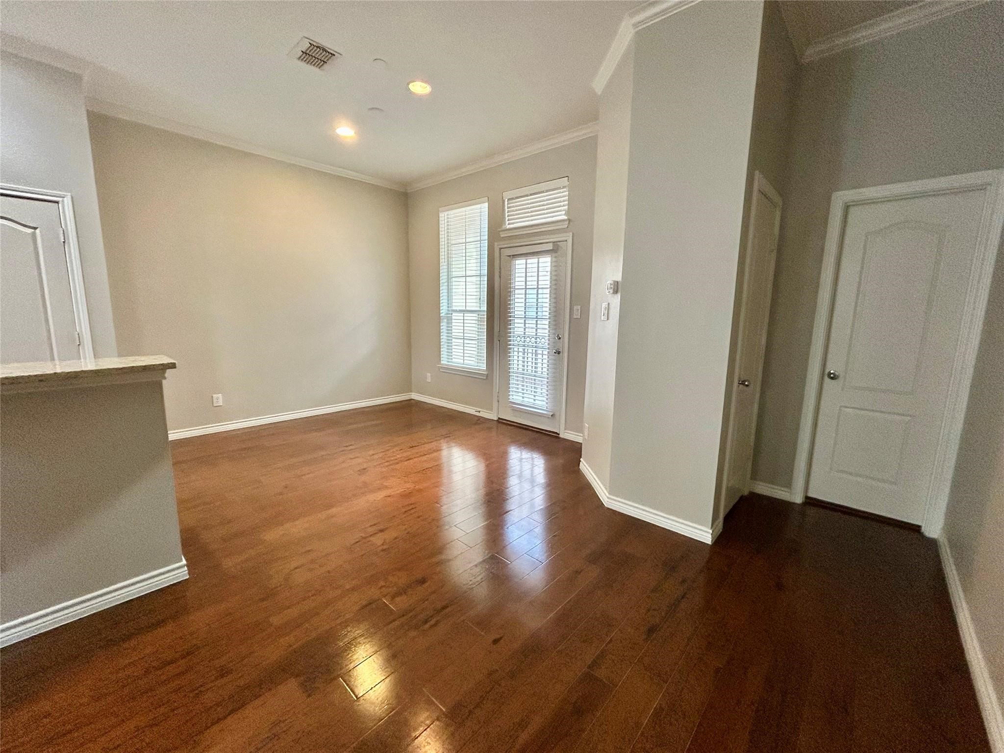 15826 Quorum Drive Addison TX 75001