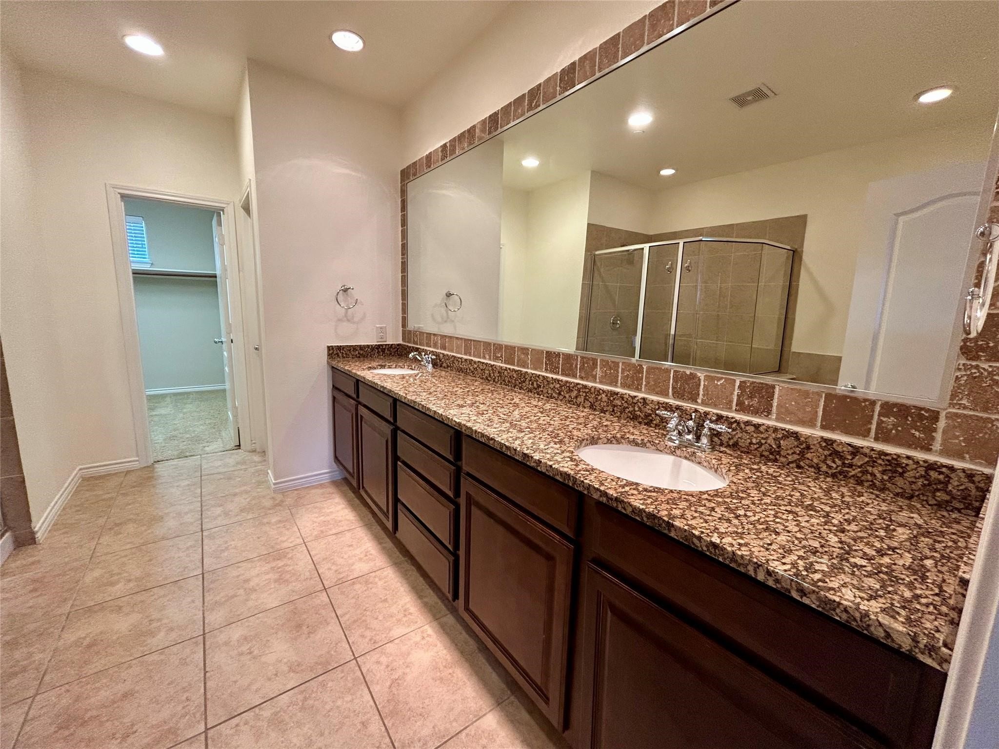 15826 Quorum Drive Addison TX 75001