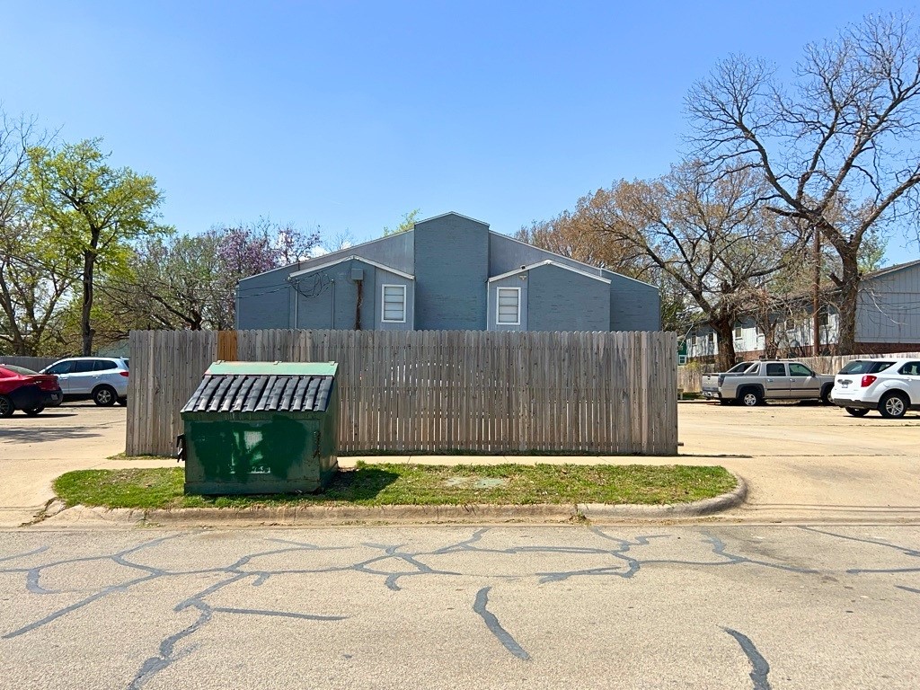 219 Fry Street Denton TX 76201