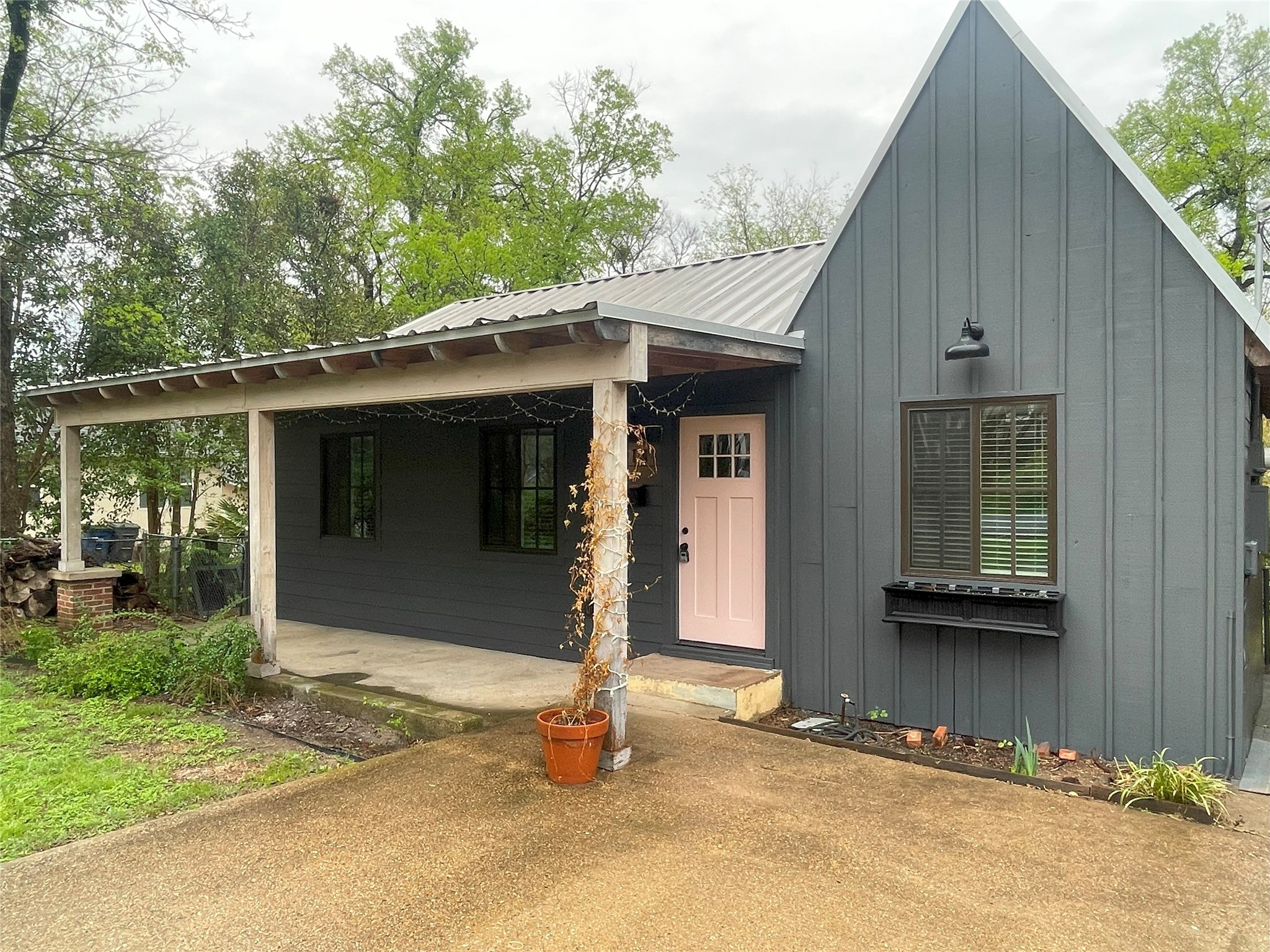 8914 Groveland Drive Dallas TX 75218