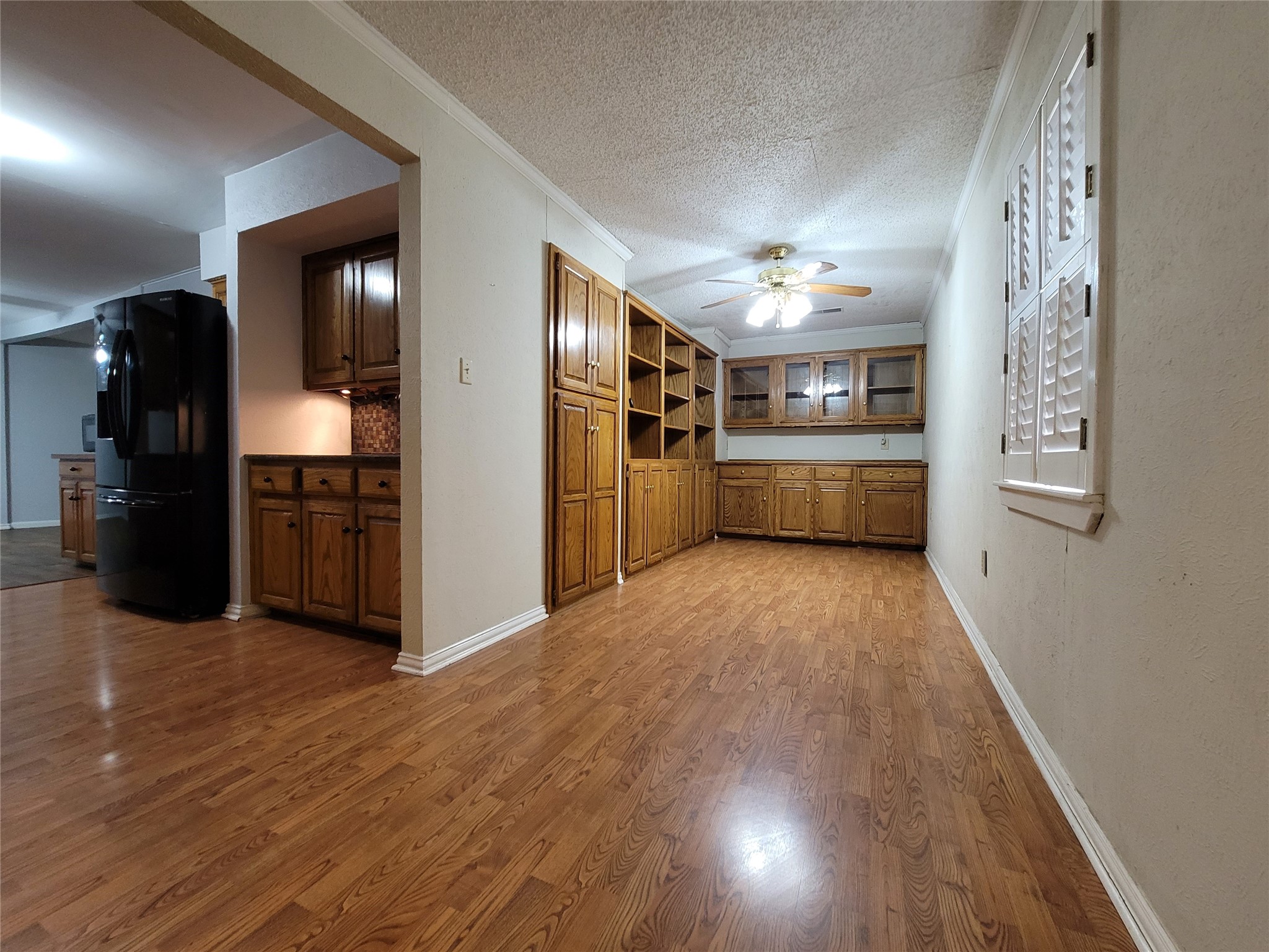 738 Hawthorne Lane Grand Prairie TX 75052