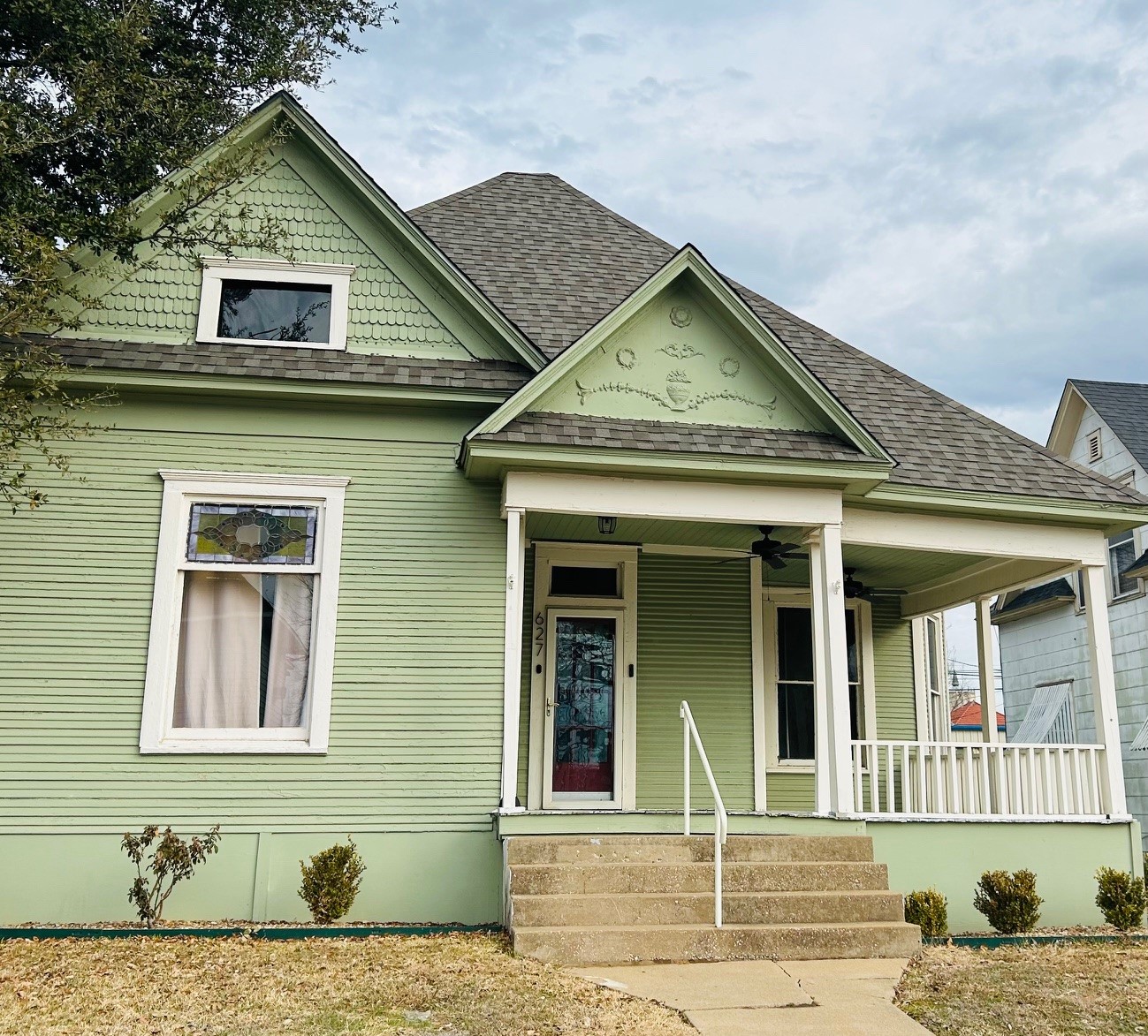 627 W Chestnut Street Denison TX 75020