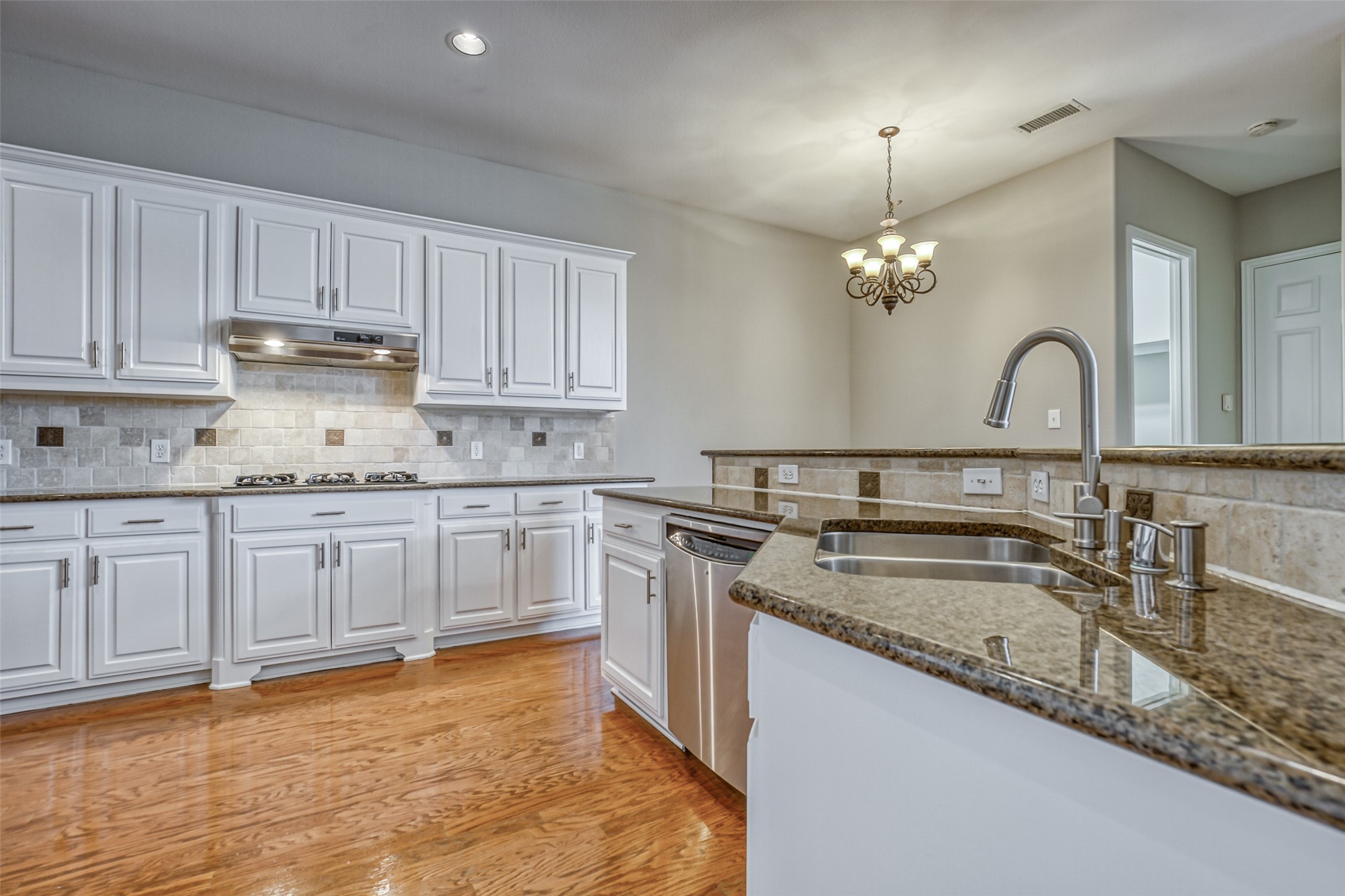 6533 Riveredge Drive Plano TX 75024