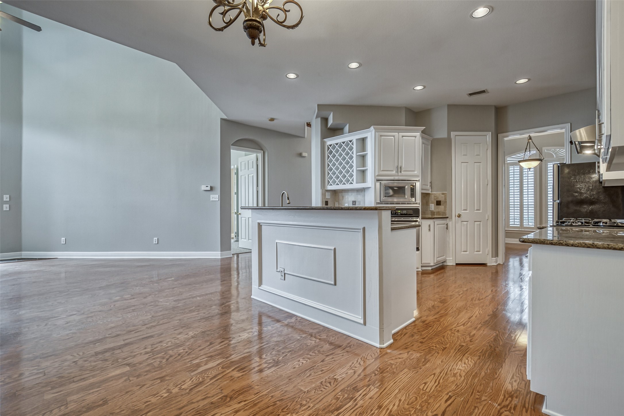 6533 Riveredge Drive Plano TX 75024