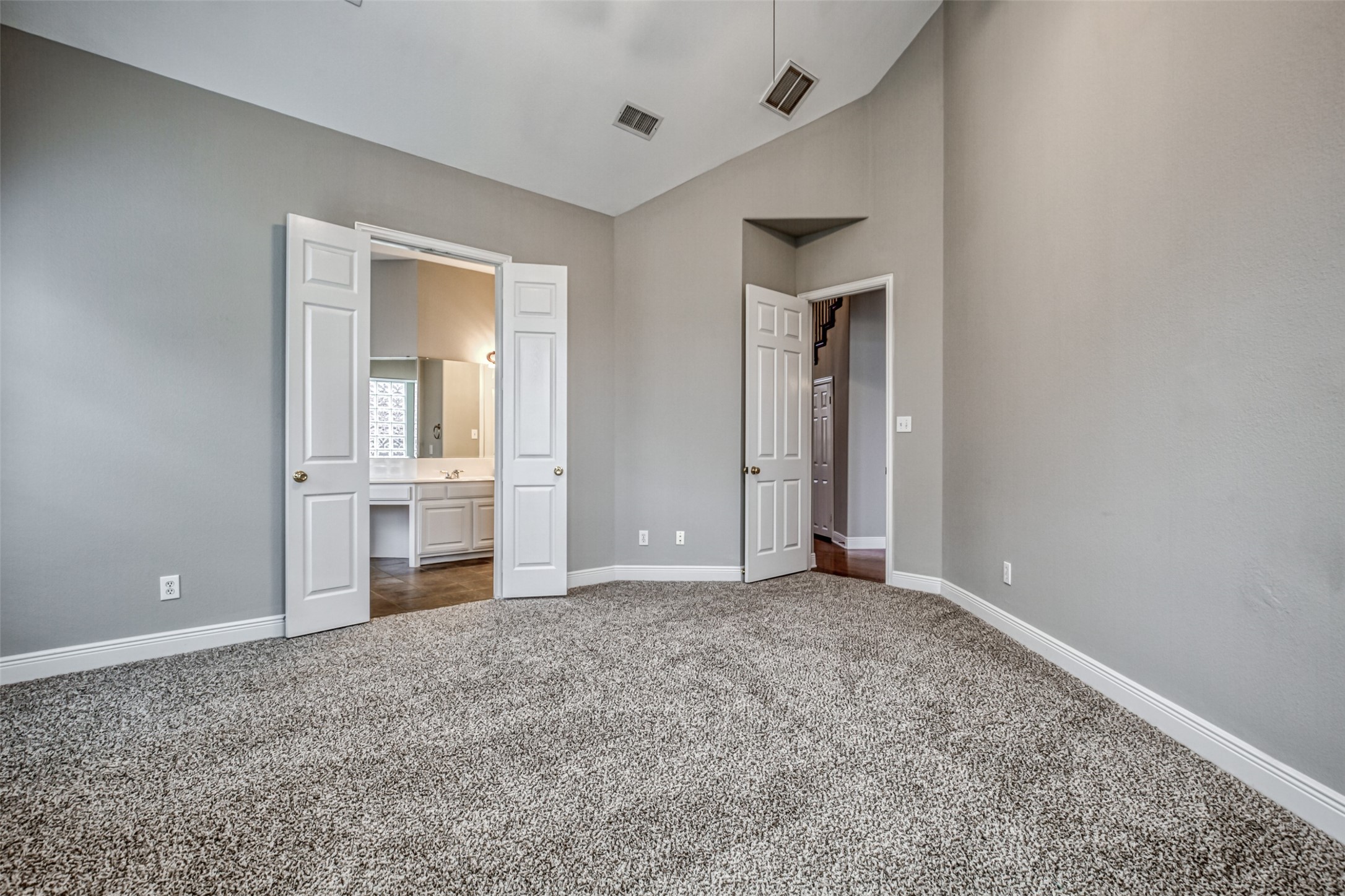 6533 Riveredge Drive Plano TX 75024