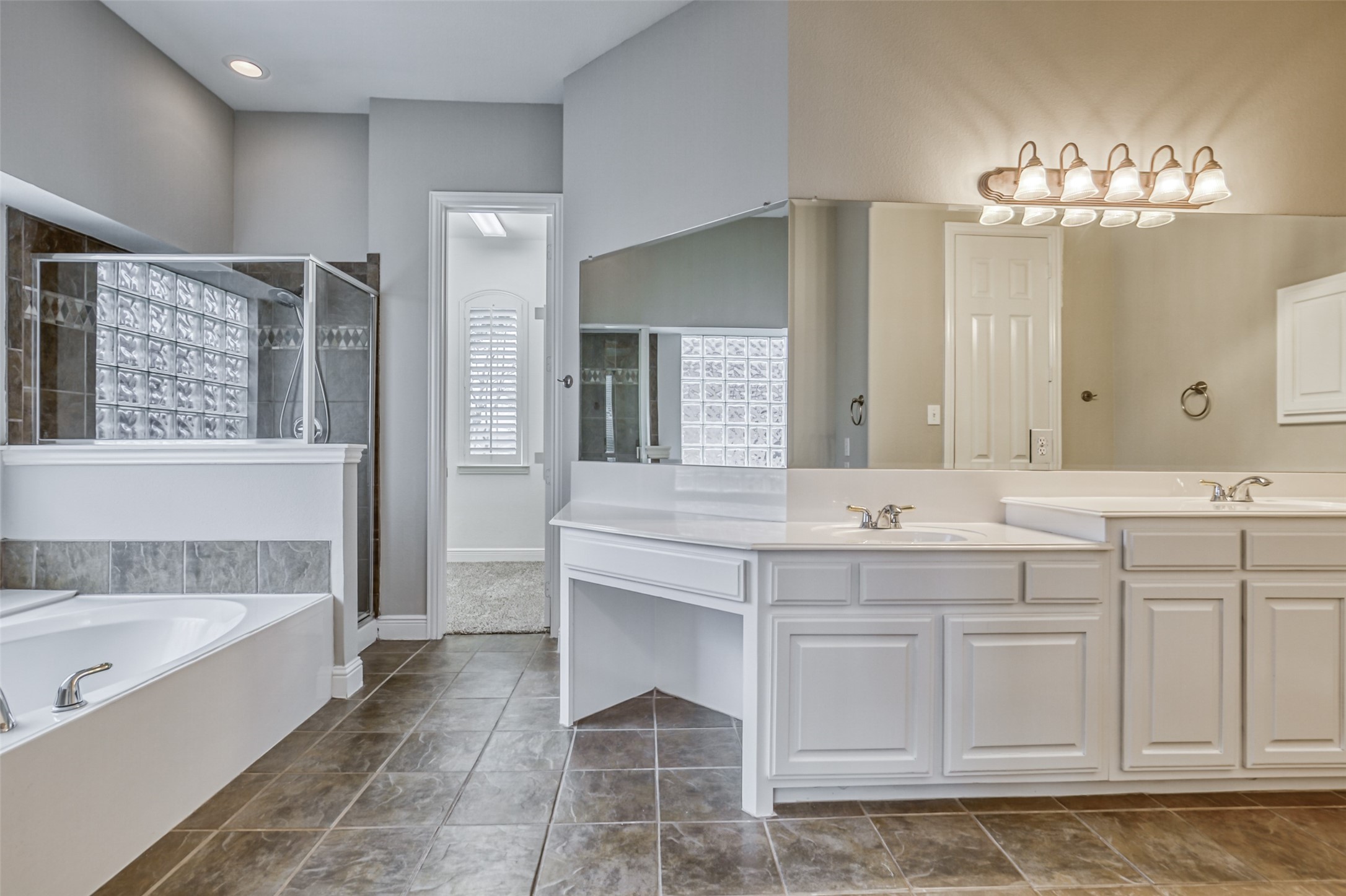 6533 Riveredge Drive Plano TX 75024