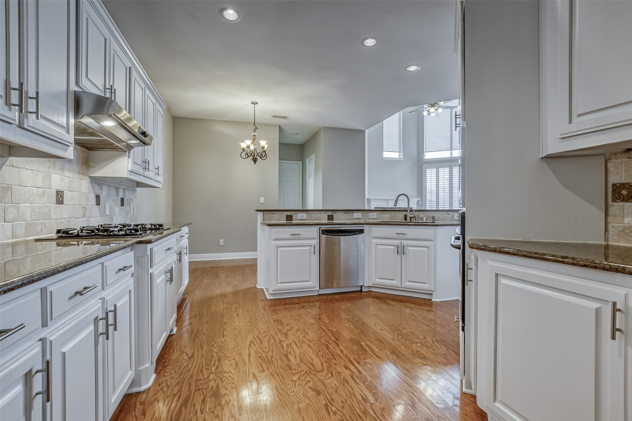 6533 Riveredge Drive Plano TX 75024