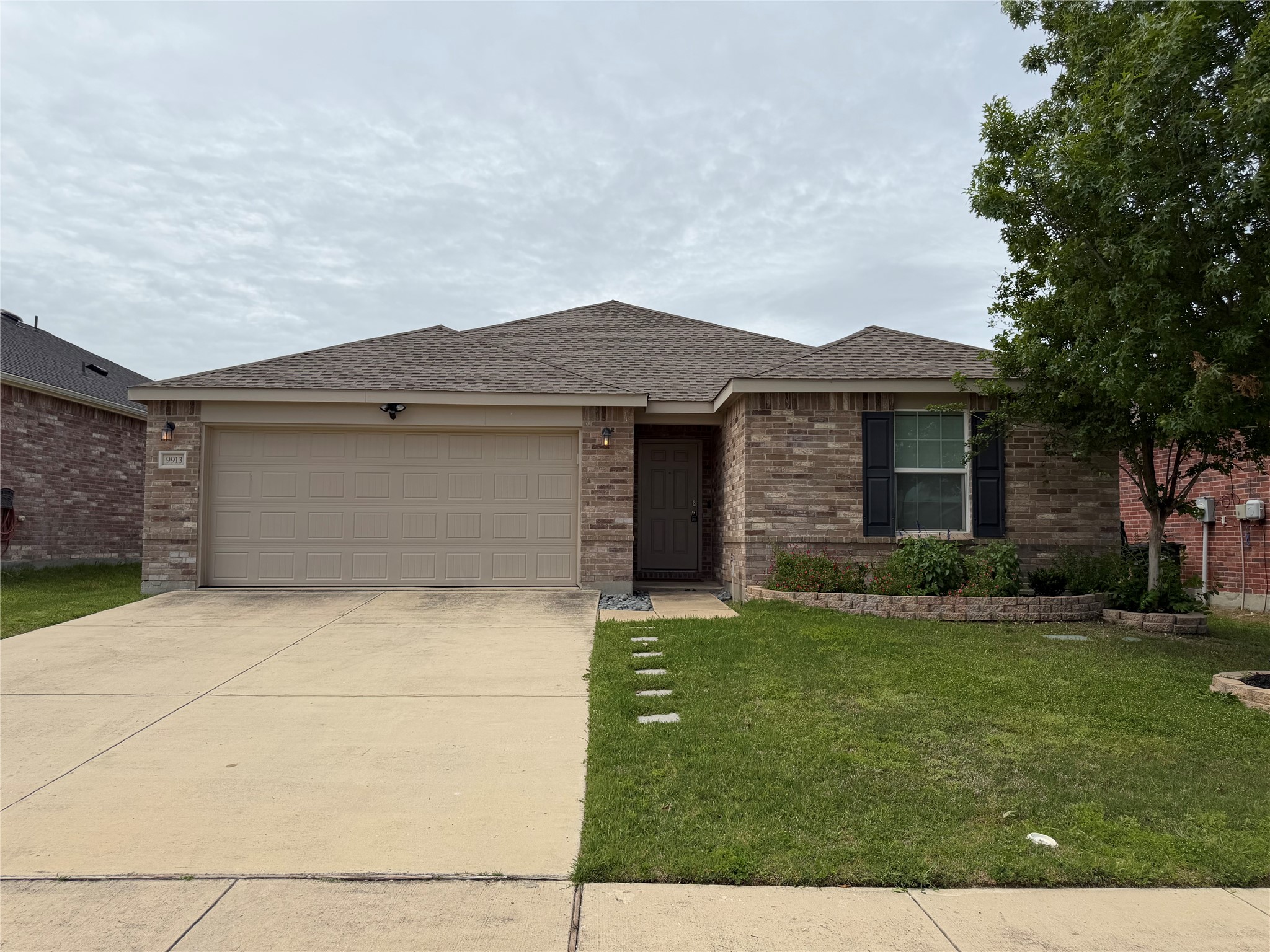 9913 Amosite Drive Fort Worth TX 76131