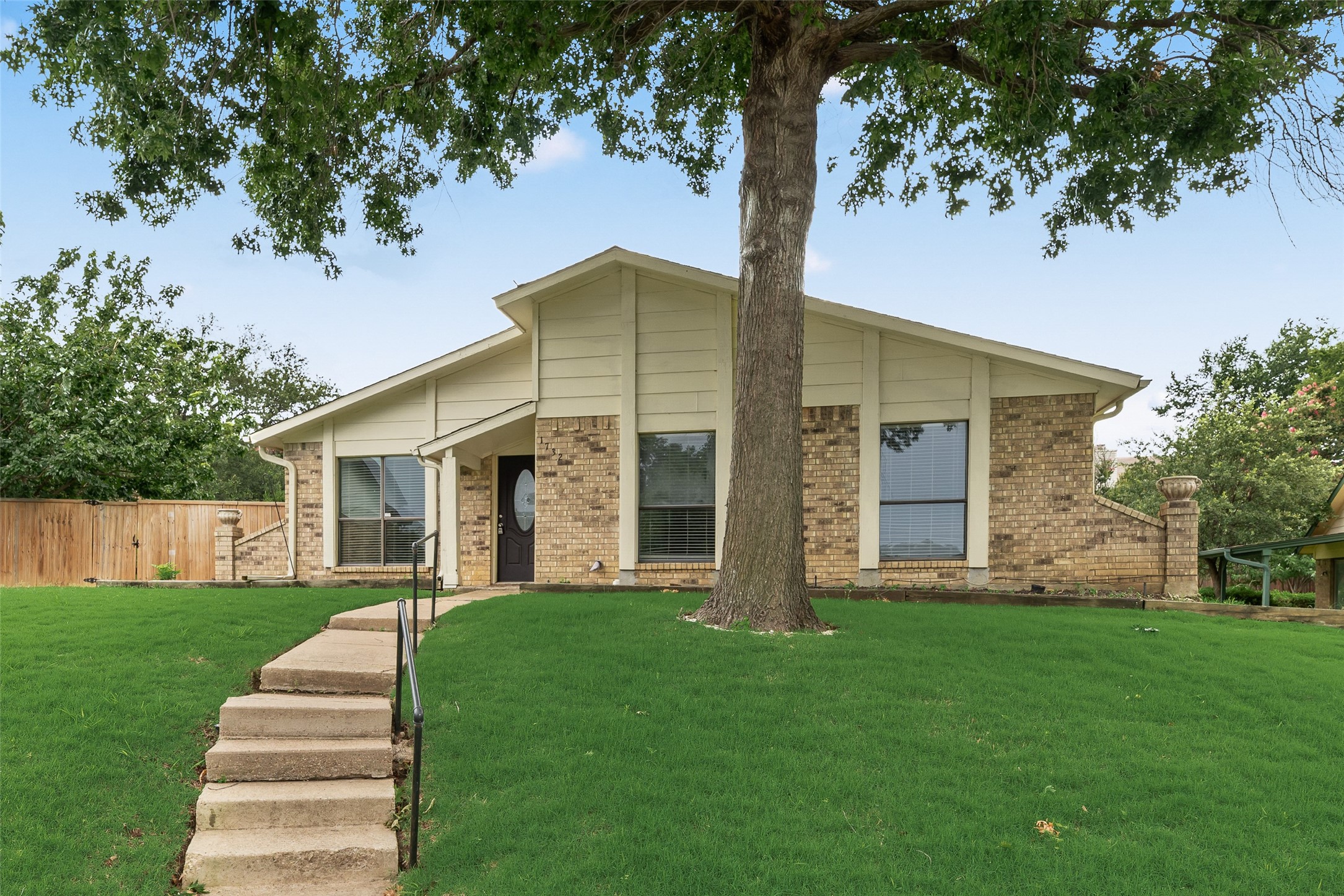 1732 Delaford Court Carrollton TX 75007