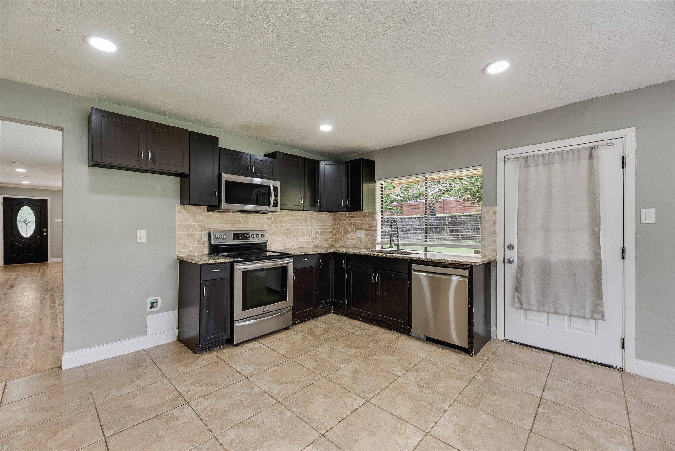 1732 Delaford Court Carrollton TX 75007