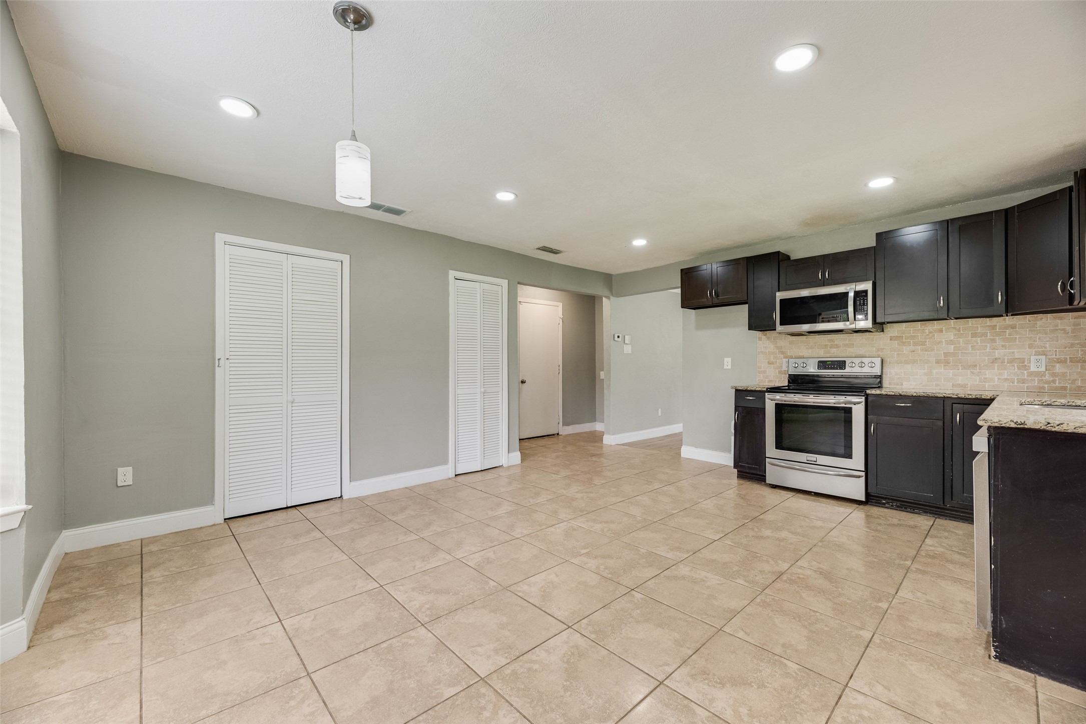1732 Delaford Court Carrollton TX 75007