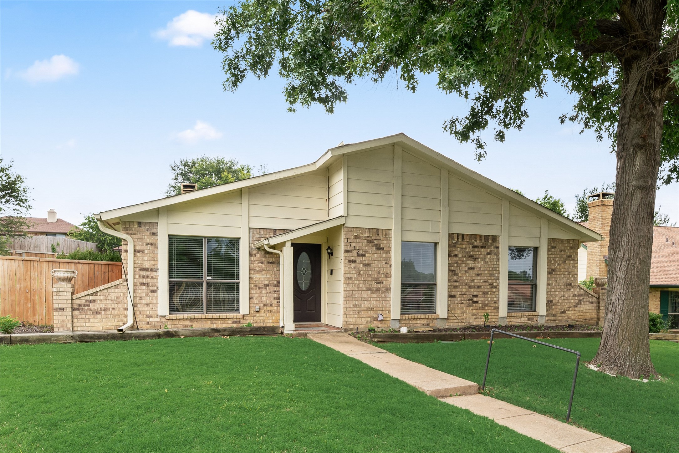 1732 Delaford Court Carrollton TX 75007