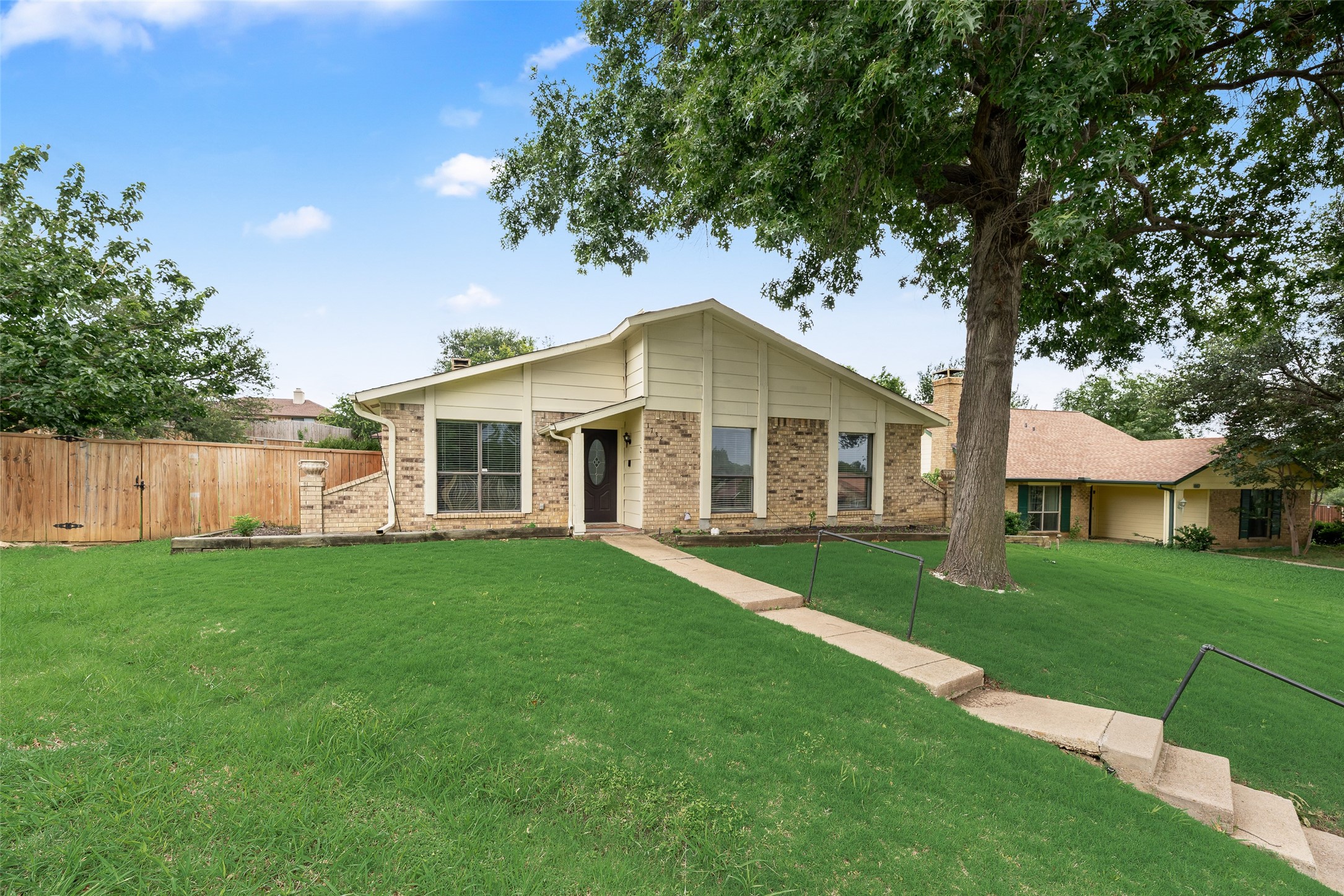 1732 Delaford Court Carrollton TX 75007