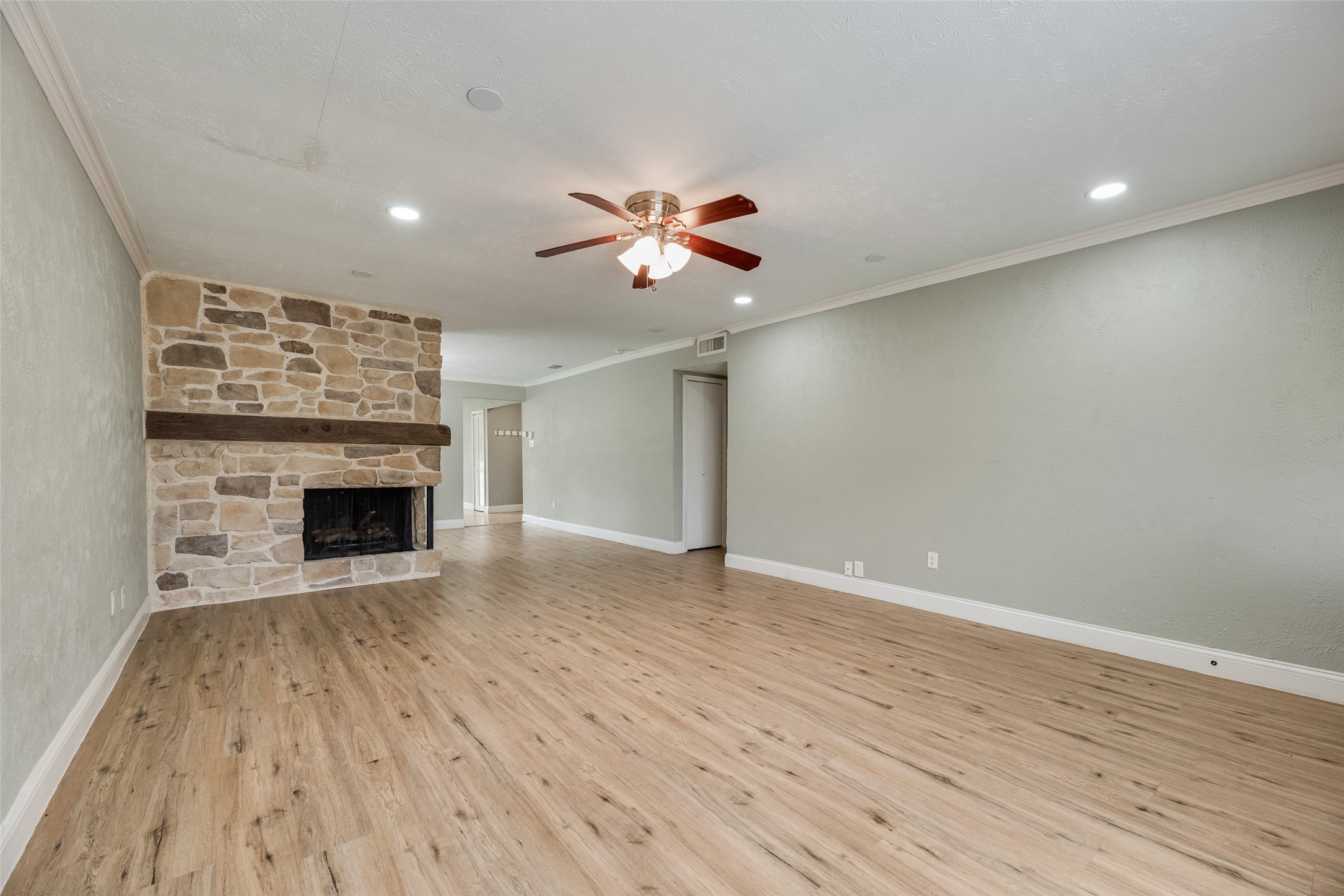 1732 Delaford Court Carrollton TX 75007