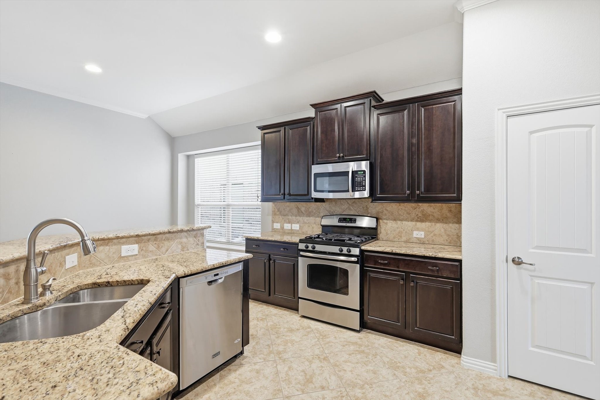 3513 Durango Root Court Fort Worth TX 76244