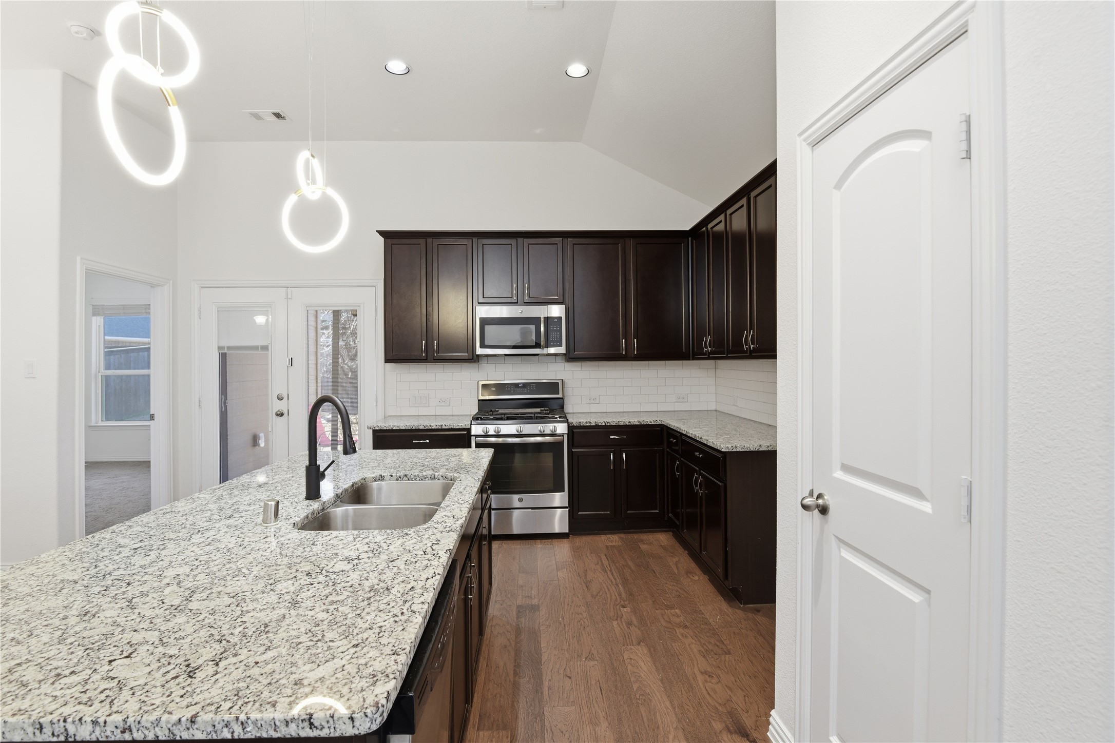 1517 Habersham Street Aubrey TX 76227