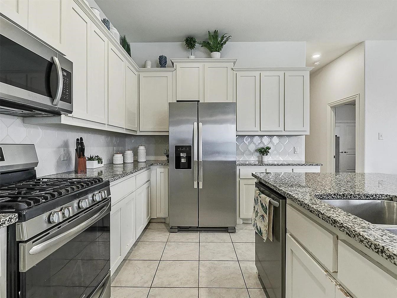 1520 Summit View Lane Little Elm TX 76227