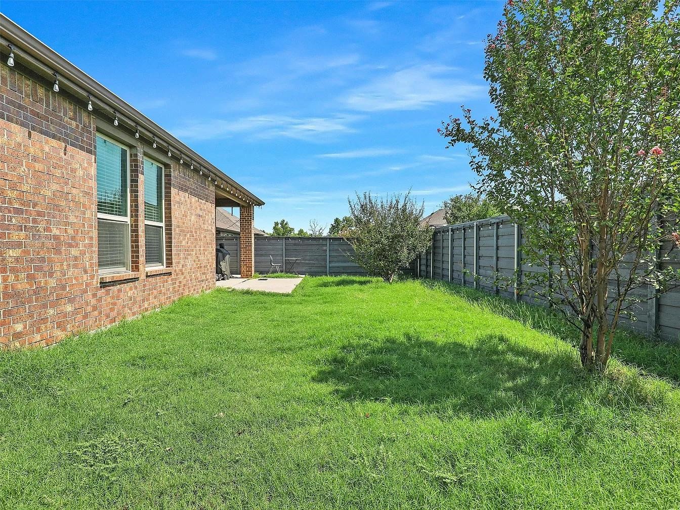 1520 Summit View Lane Little Elm TX 76227