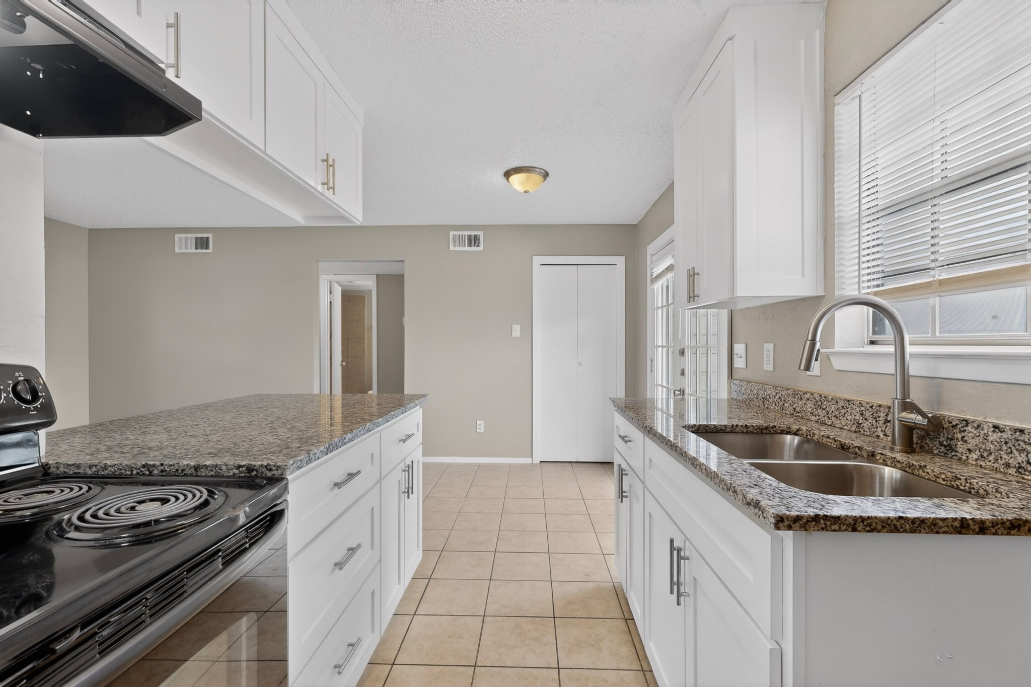 8024 Cambridge Circle White Settlement TX 76108
