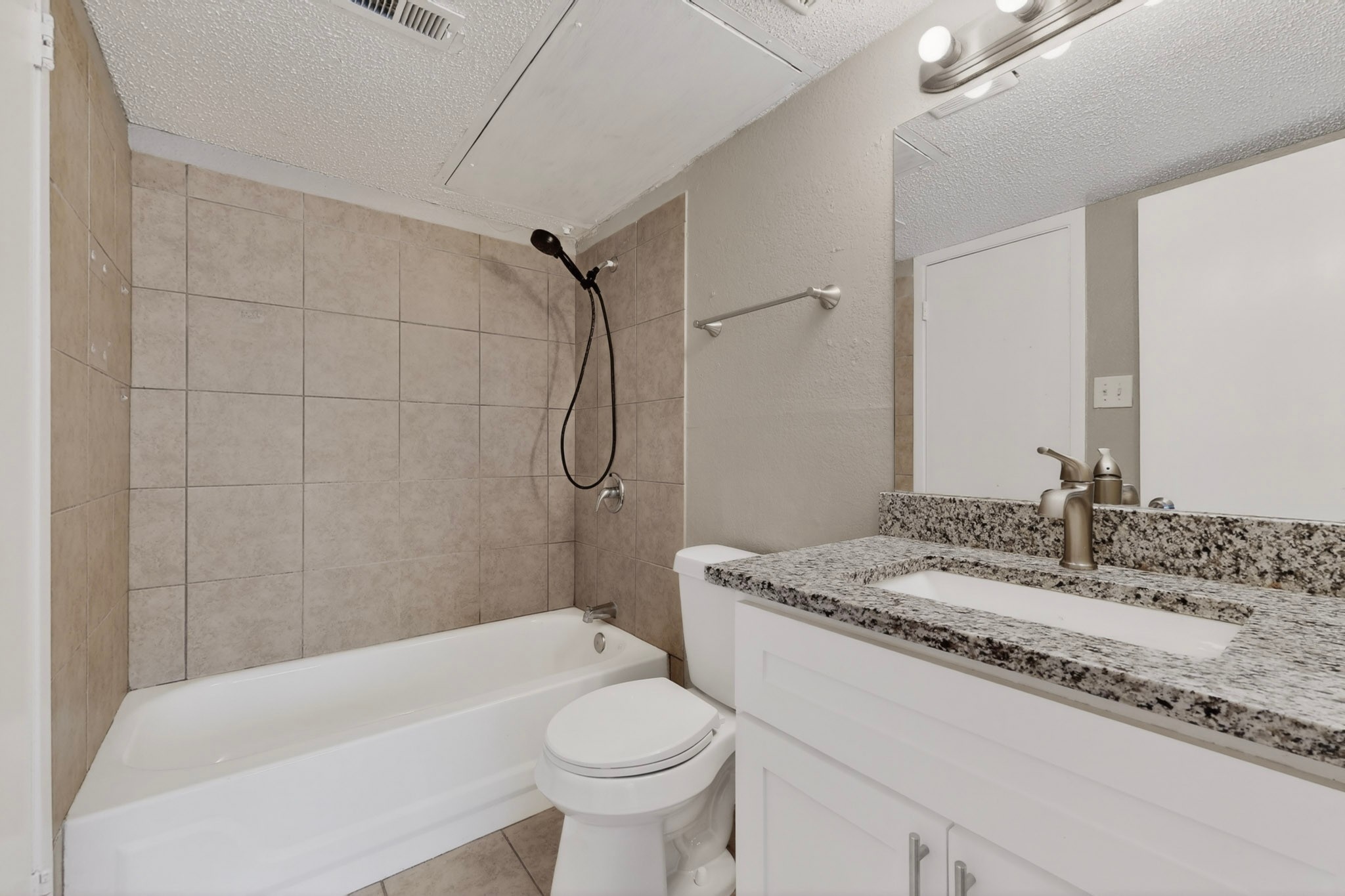 8024 Cambridge Circle White Settlement TX 76108
